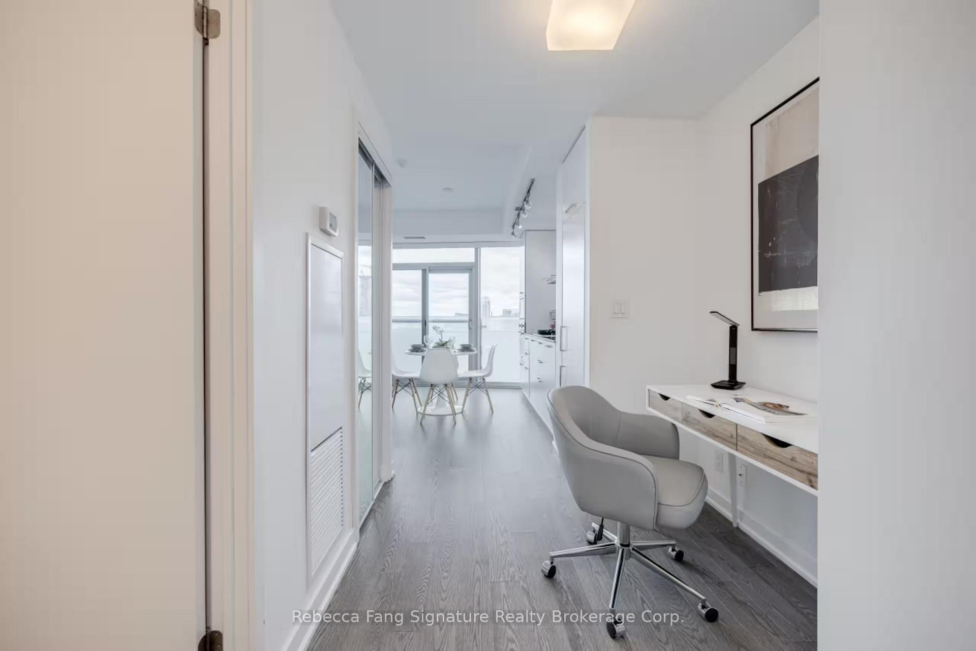 Photo 6 of Unit 3206, 12 York Street, Toronto, Waterfront Communities — HOMEH