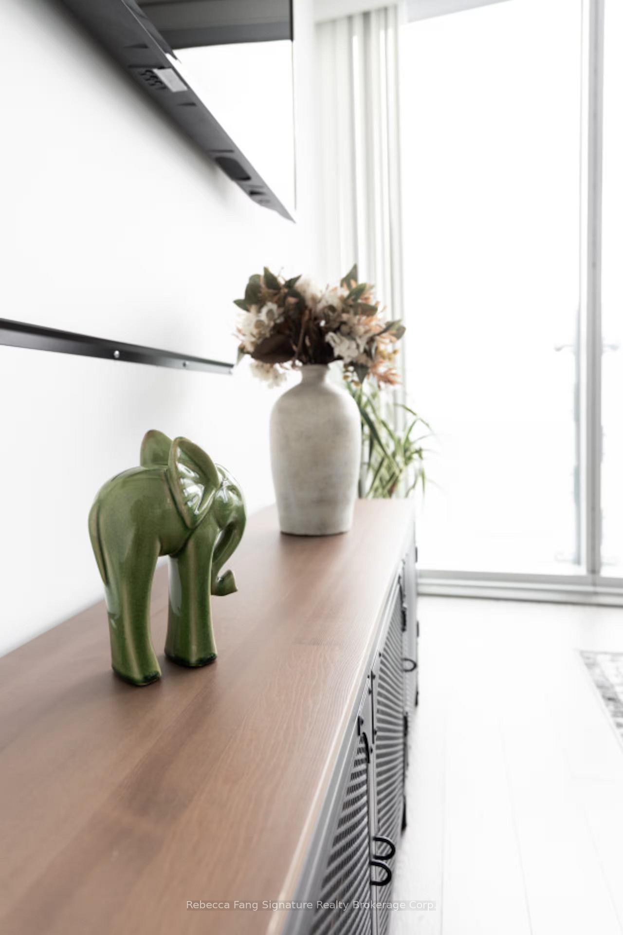 Photo 28 of Unit 3206, 12 York Street, Toronto, Waterfront Communities — HOMEH