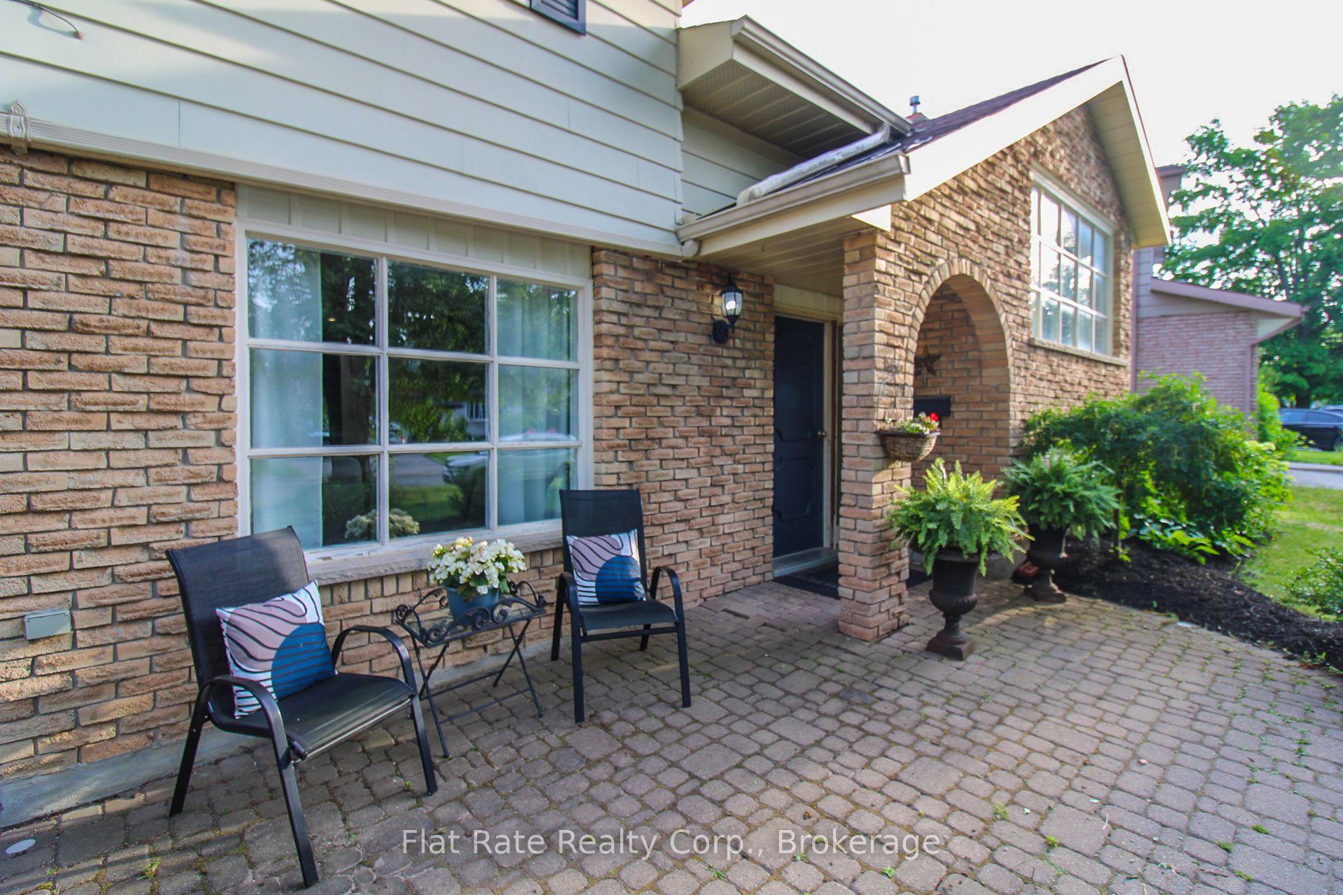 Photo 4 of 1243 Bridle Drive, Peterborough, Monaghan Ward 2 — HOMEH