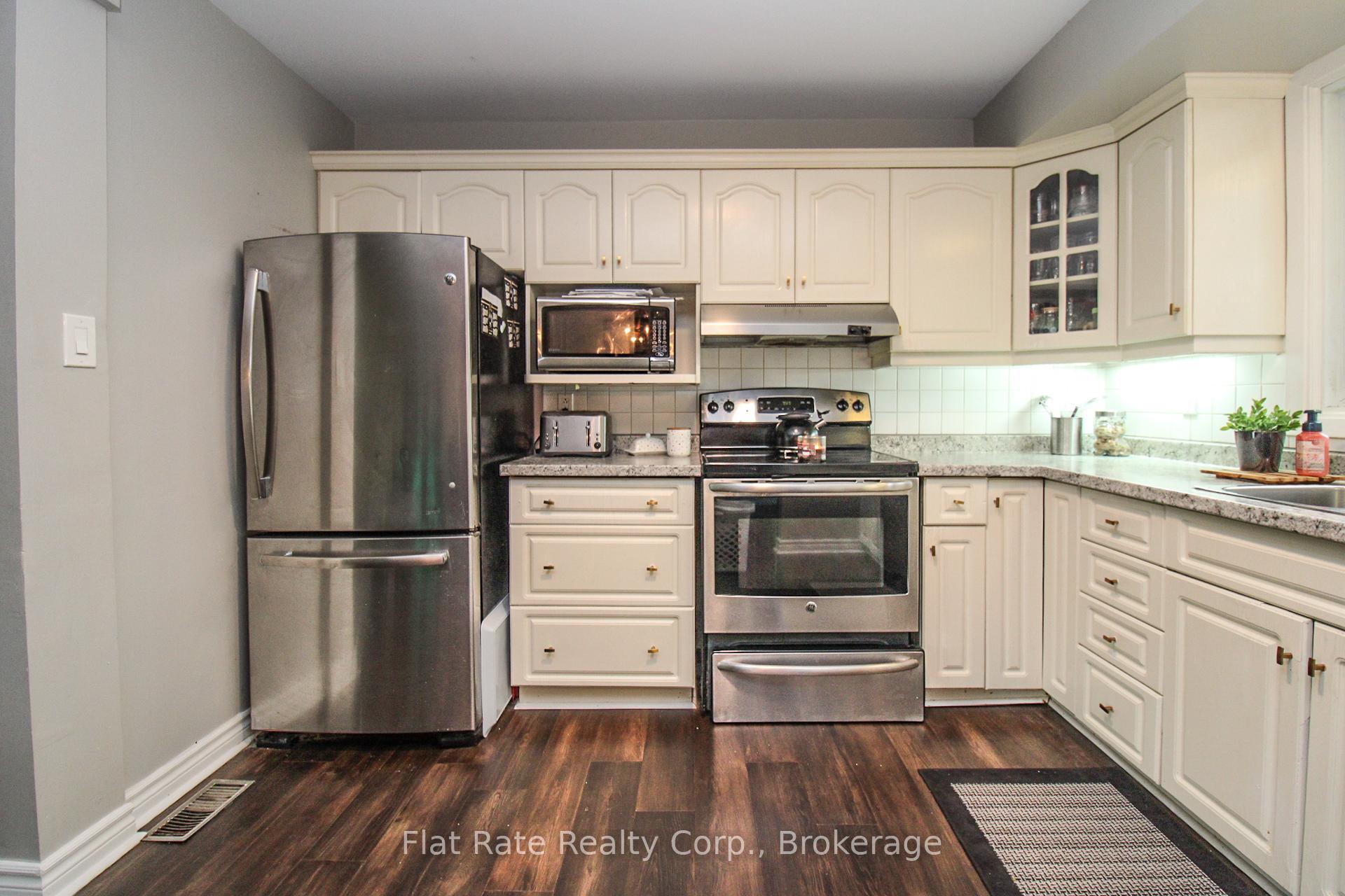 Photo 10 of 1243 Bridle Drive, Peterborough, Monaghan Ward 2 — HOMEH