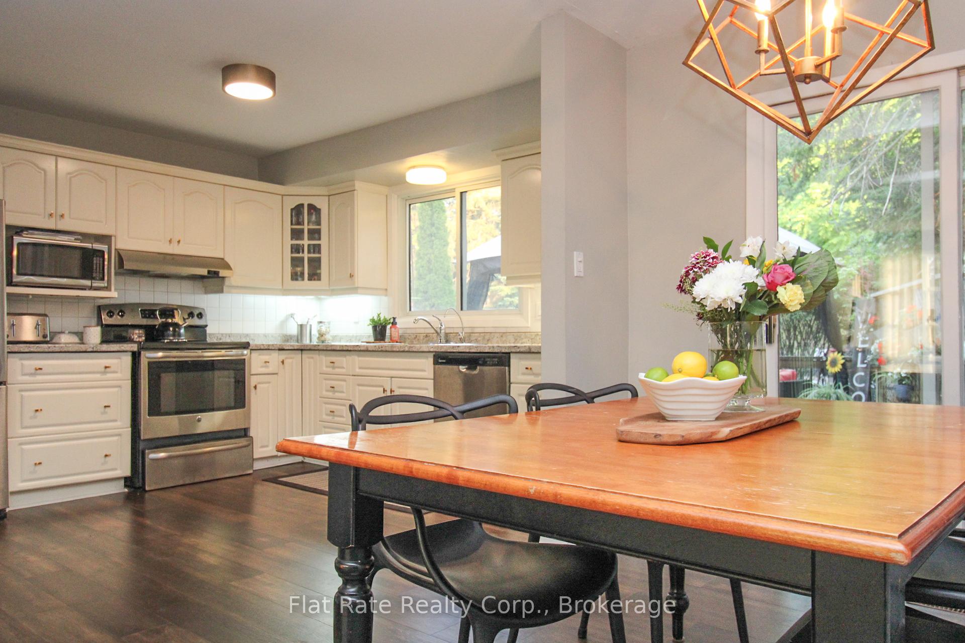 Photo 13 of 1243 Bridle Drive, Peterborough, Monaghan Ward 2 — HOMEH