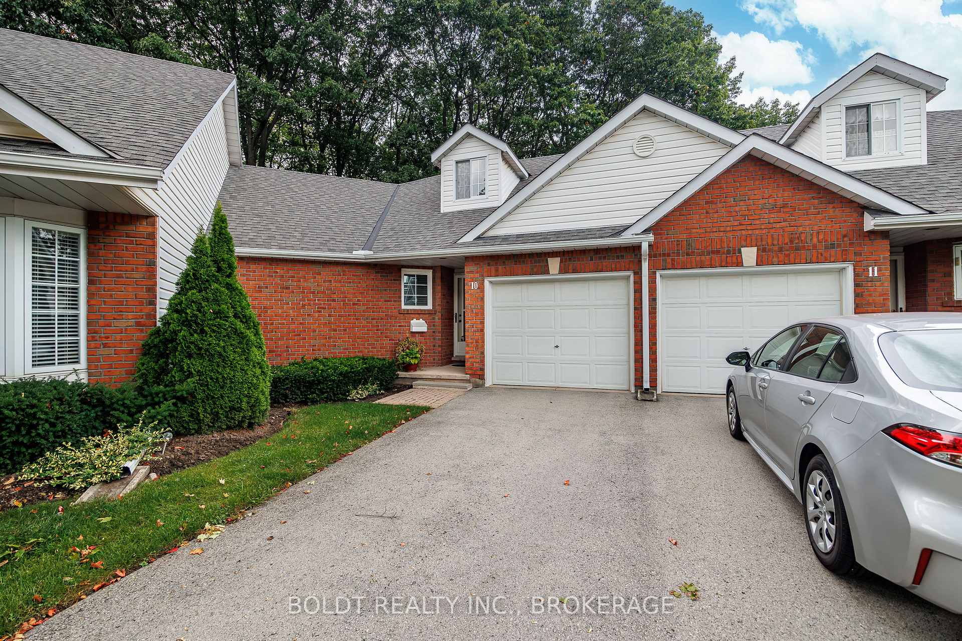 Photo 2 of Unit 10, 7370 Monastery Drive, Niagara Falls, Mt. Carmel — HOMEH
