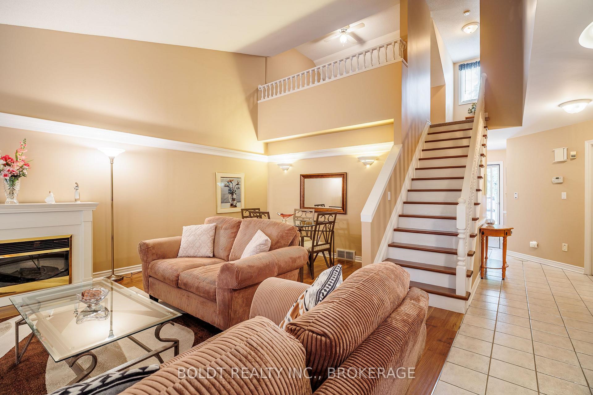Photo 4 of Unit 10, 7370 Monastery Drive, Niagara Falls, Mt. Carmel — HOMEH