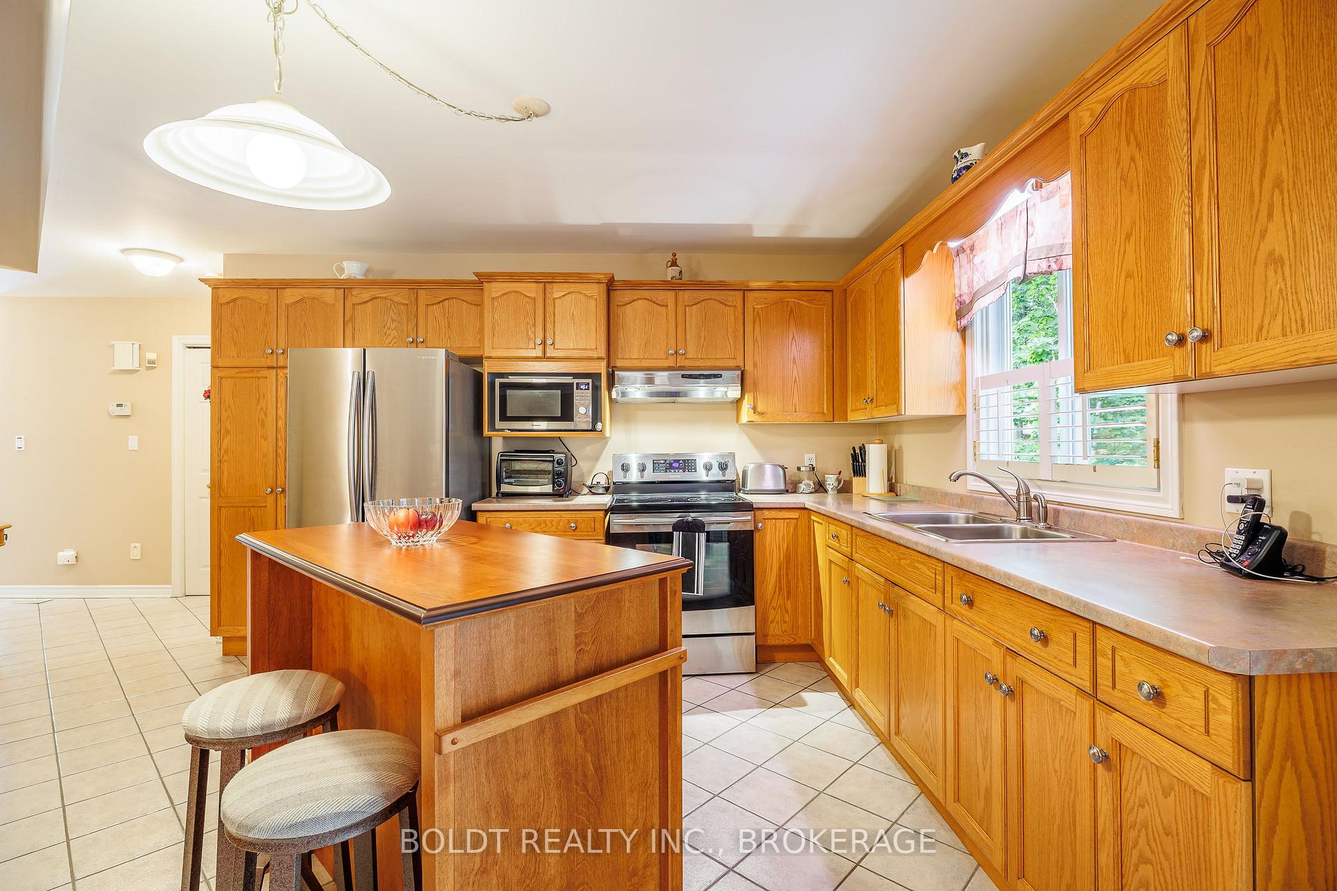 Photo 8 of Unit 10, 7370 Monastery Drive, Niagara Falls, Mt. Carmel — HOMEH