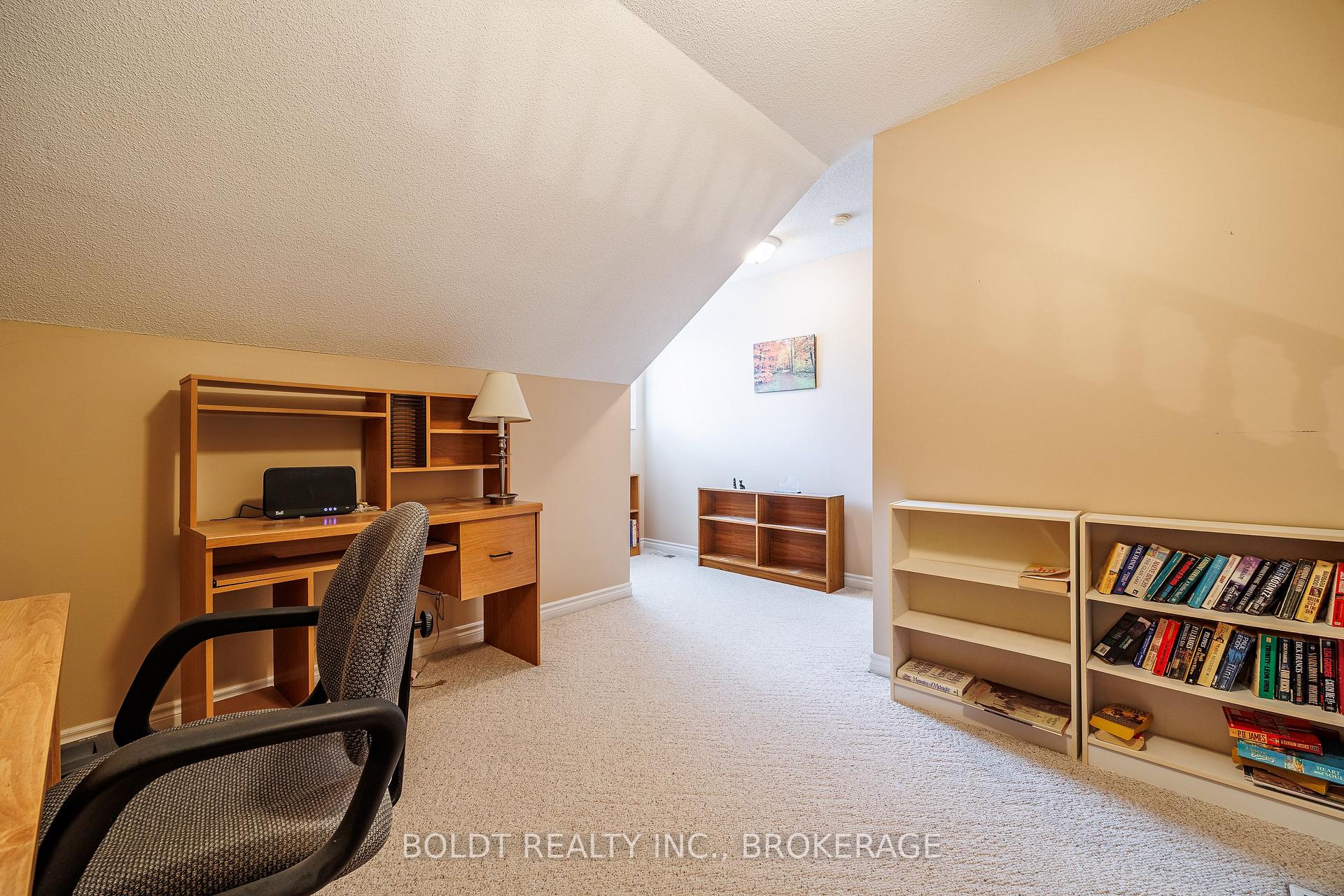 Photo 11 of Unit 10, 7370 Monastery Drive, Niagara Falls, Mt. Carmel — HOMEH