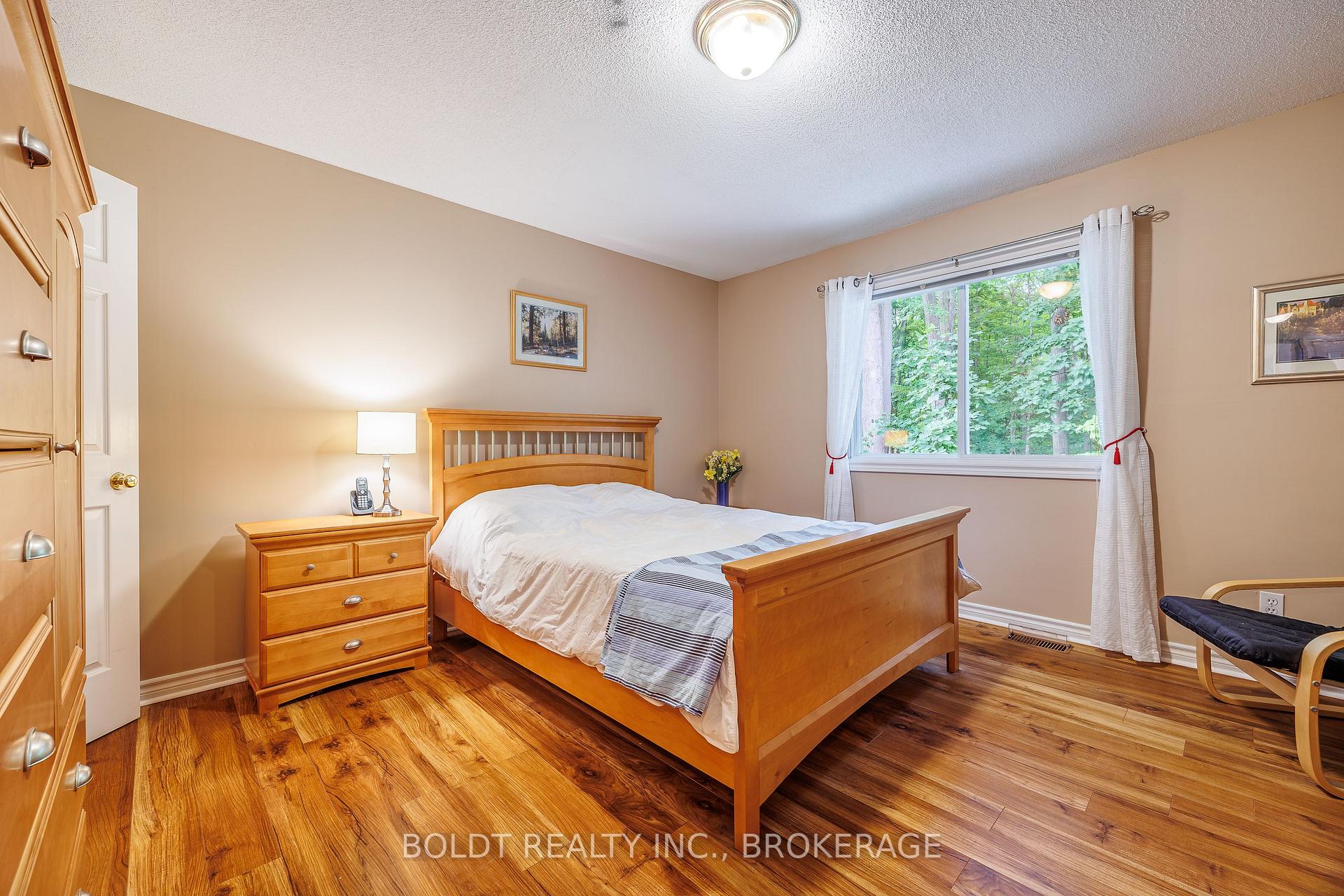 Photo 13 of Unit 10, 7370 Monastery Drive, Niagara Falls, Mt. Carmel — HOMEH