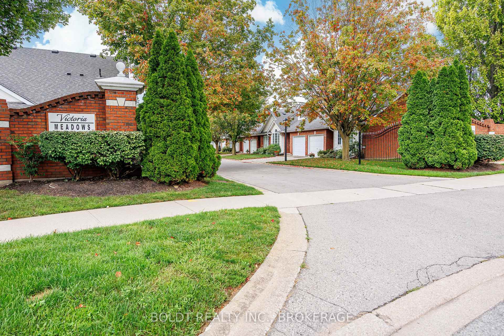 Photo 28 of Unit 10, 7370 Monastery Drive, Niagara Falls, Mt. Carmel — HOMEH