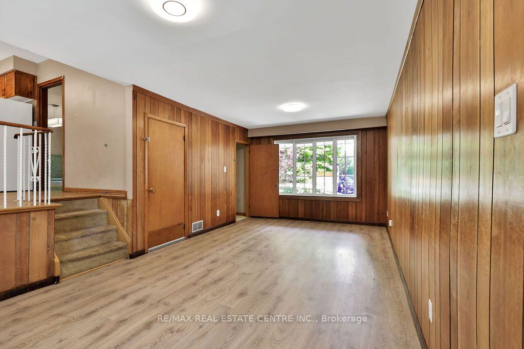 Photo 17 of 1366 Aldo Drive, Mississauga, Lorne Park — HOMEH