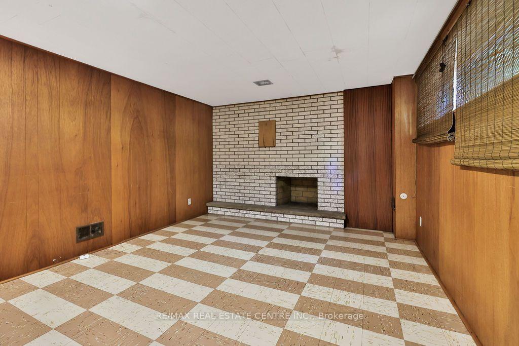 Photo 21 of 1366 Aldo Drive, Mississauga, Lorne Park — HOMEH