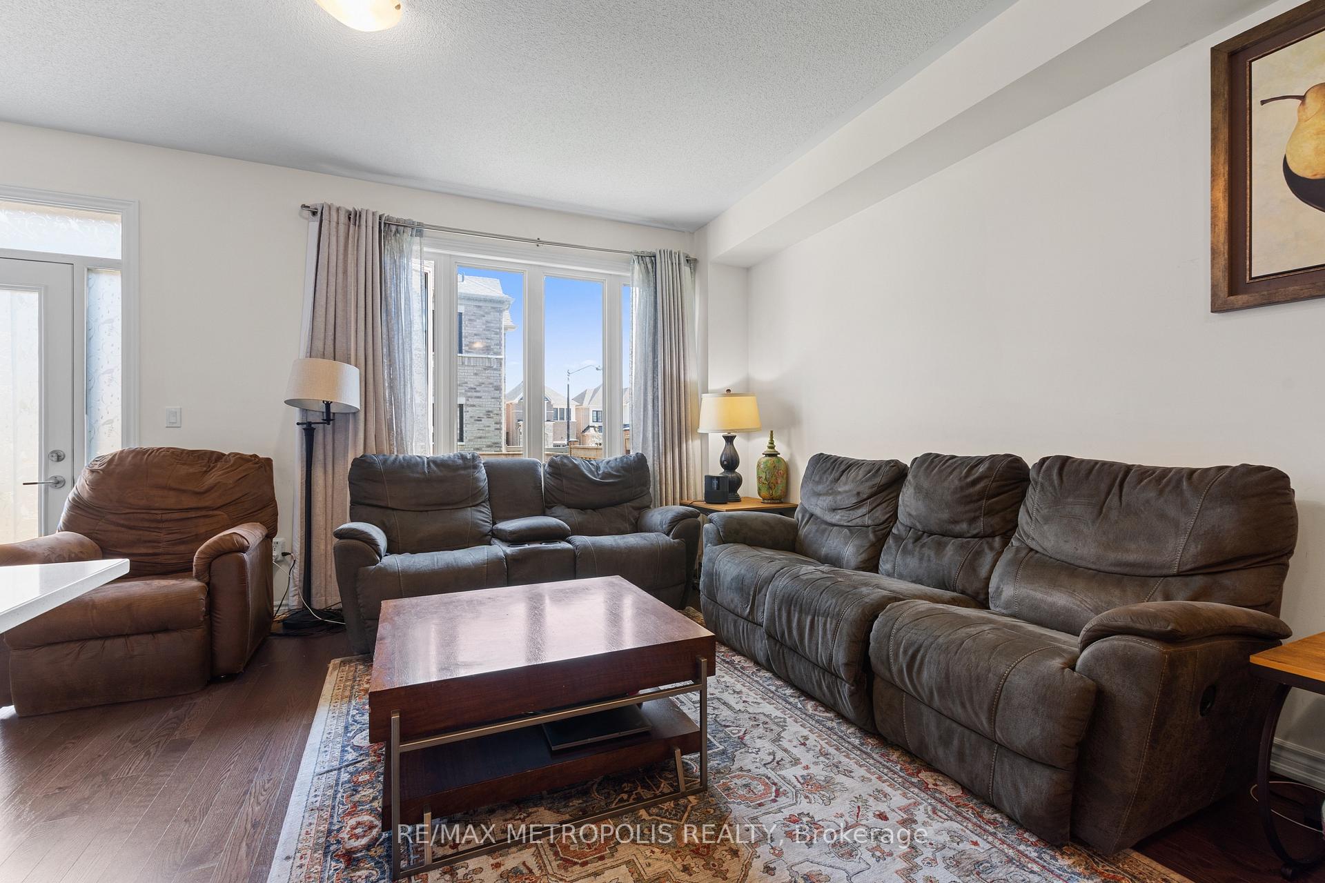 Photo 9 of 1469 Watercress Way, Milton, Walker — HOMEH