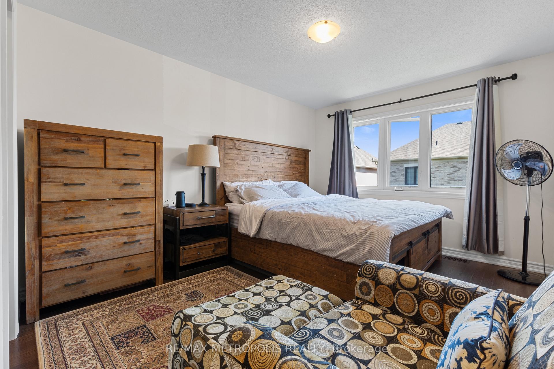 Photo 18 of 1469 Watercress Way, Milton, Walker — HOMEH