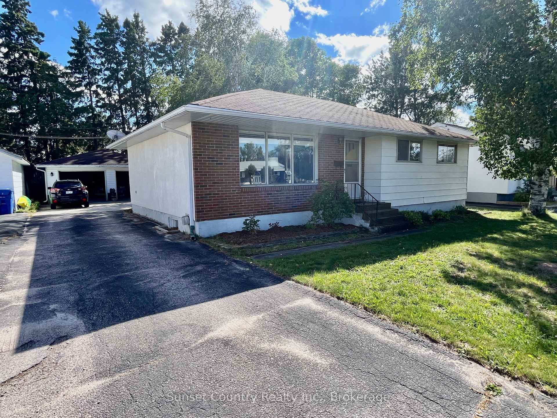 Photo of 178 Parkdale Road