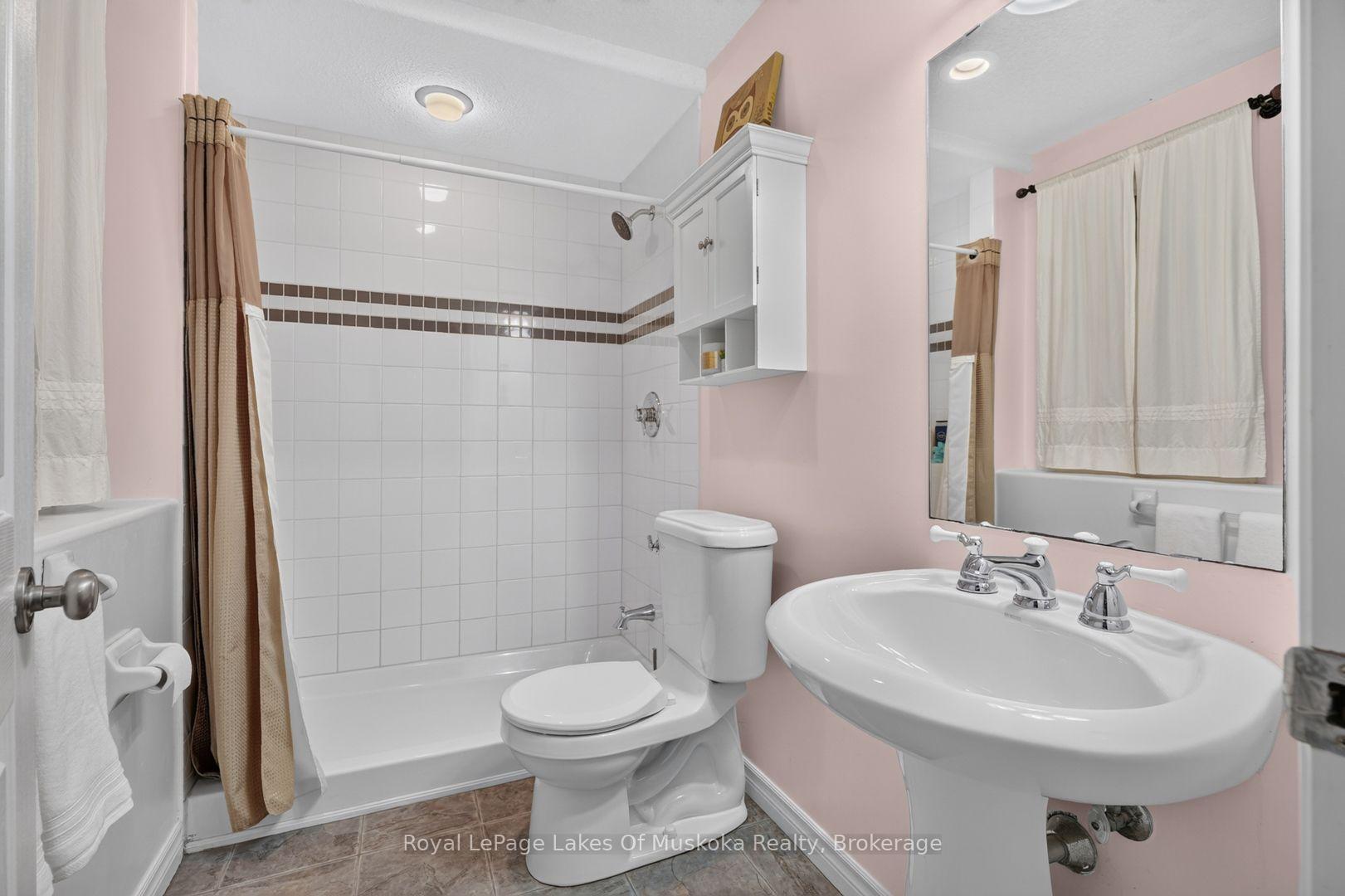 Photo 33 of Unit 16, 49 Wolf Trail, Perry — HOMEH
