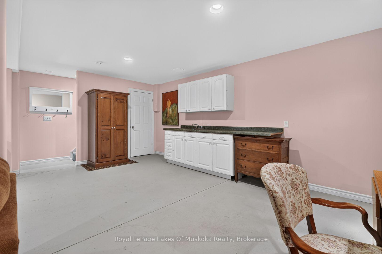 Photo 35 of Unit 16, 49 Wolf Trail, Perry — HOMEH