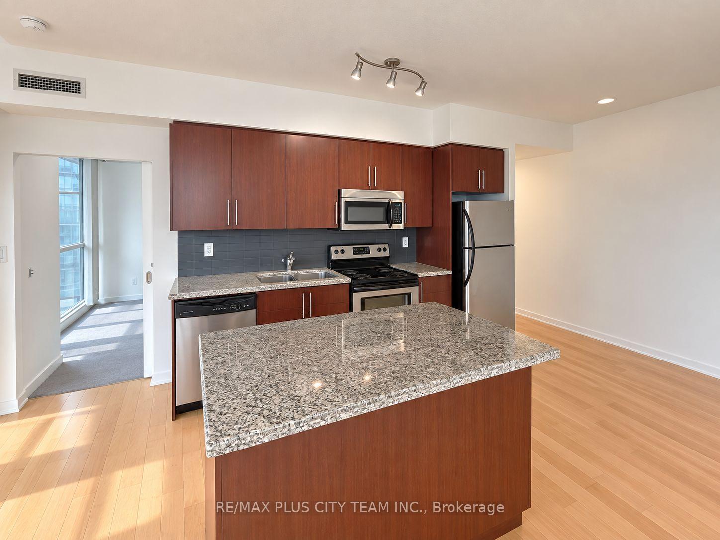Photo 6 of Unit 2605, 65 Bremner Boulevard, Toronto, Waterfront Communities — HOMEH