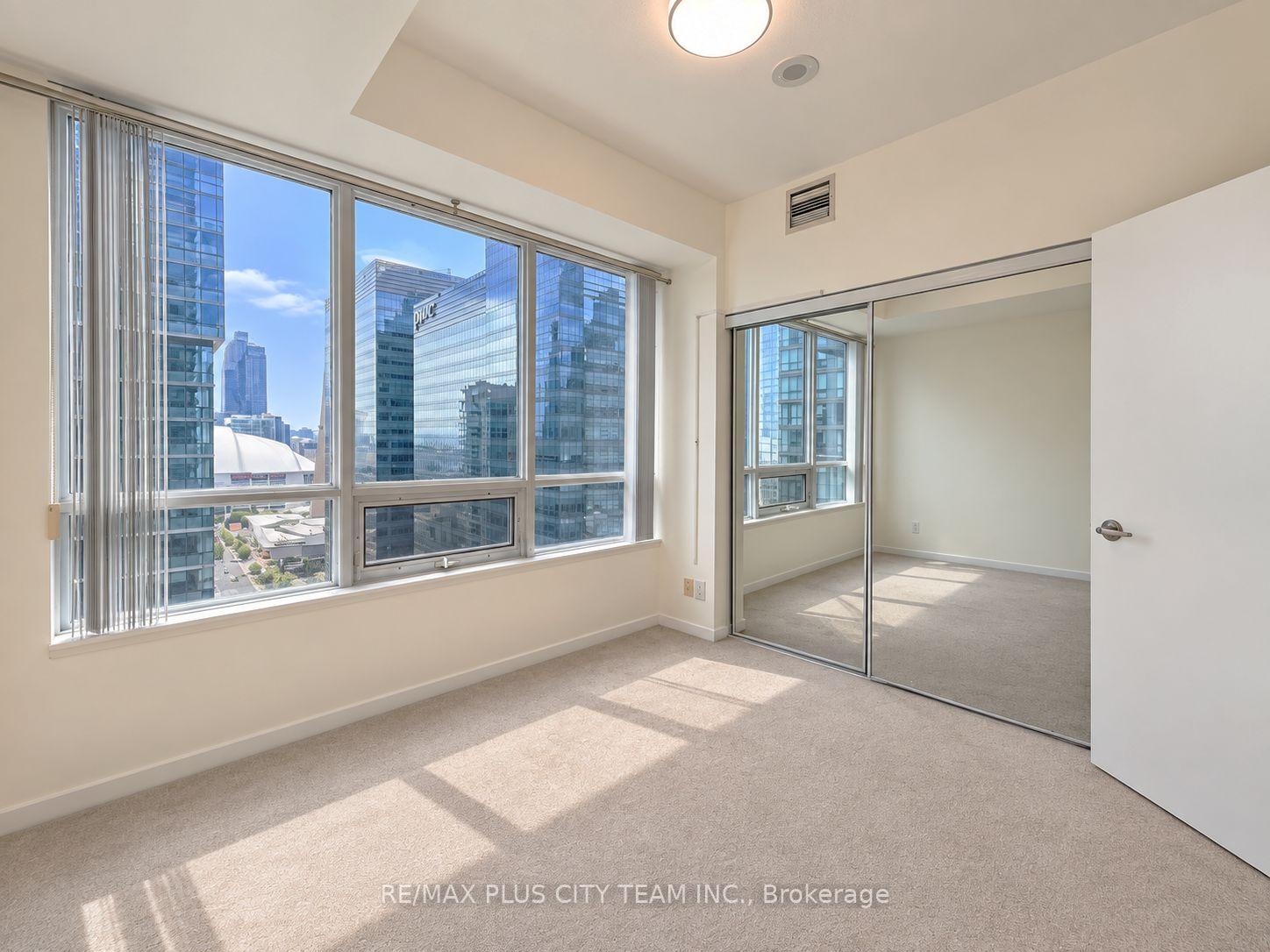 Photo 7 of Unit 2605, 65 Bremner Boulevard, Toronto, Waterfront Communities — HOMEH