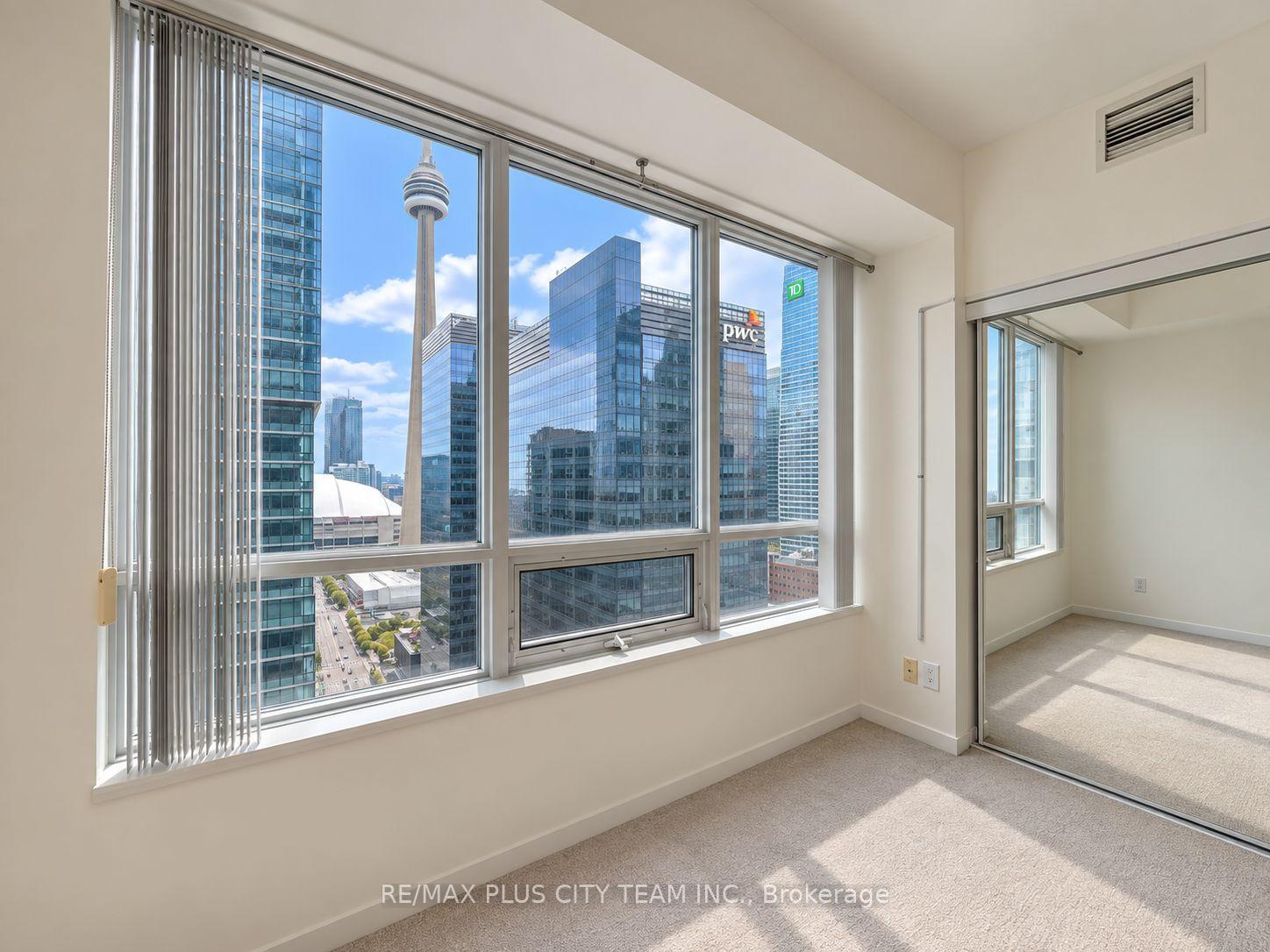 Photo 8 of Unit 2605, 65 Bremner Boulevard, Toronto, Waterfront Communities — HOMEH