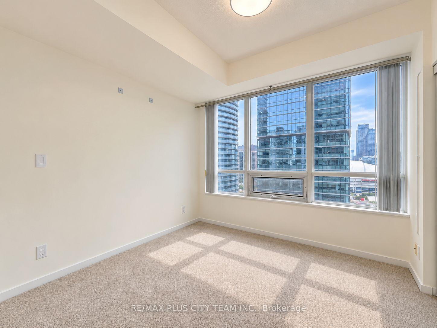Photo 9 of Unit 2605, 65 Bremner Boulevard, Toronto, Waterfront Communities — HOMEH