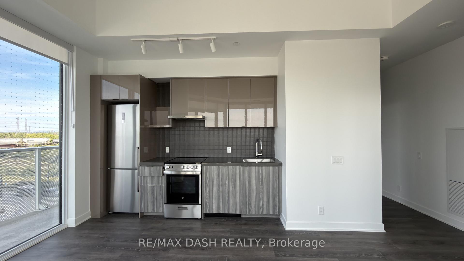 Photo 17 of Unit 507, 10 Flavelle Trail, Vaughan, Steeles West Industrial — HOMEH