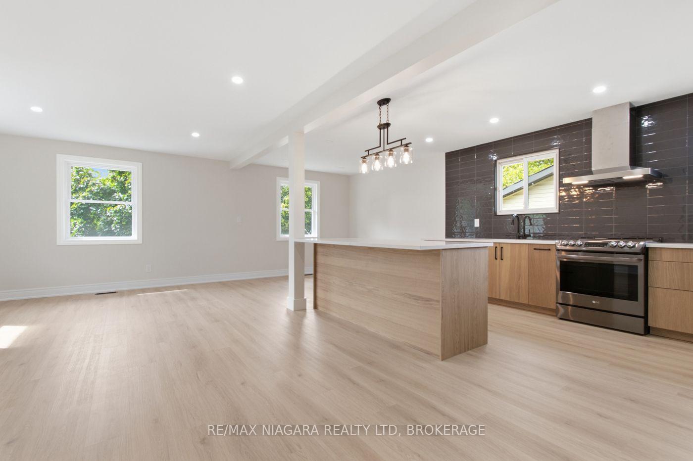 Photo 5 of 48 Endicott Terrace, Welland, Prince Charles — HOMEH