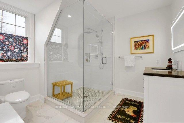 Photo 13 of 550 Piccadilly Avenue, Ottawa, Ottawa West — HOMEH