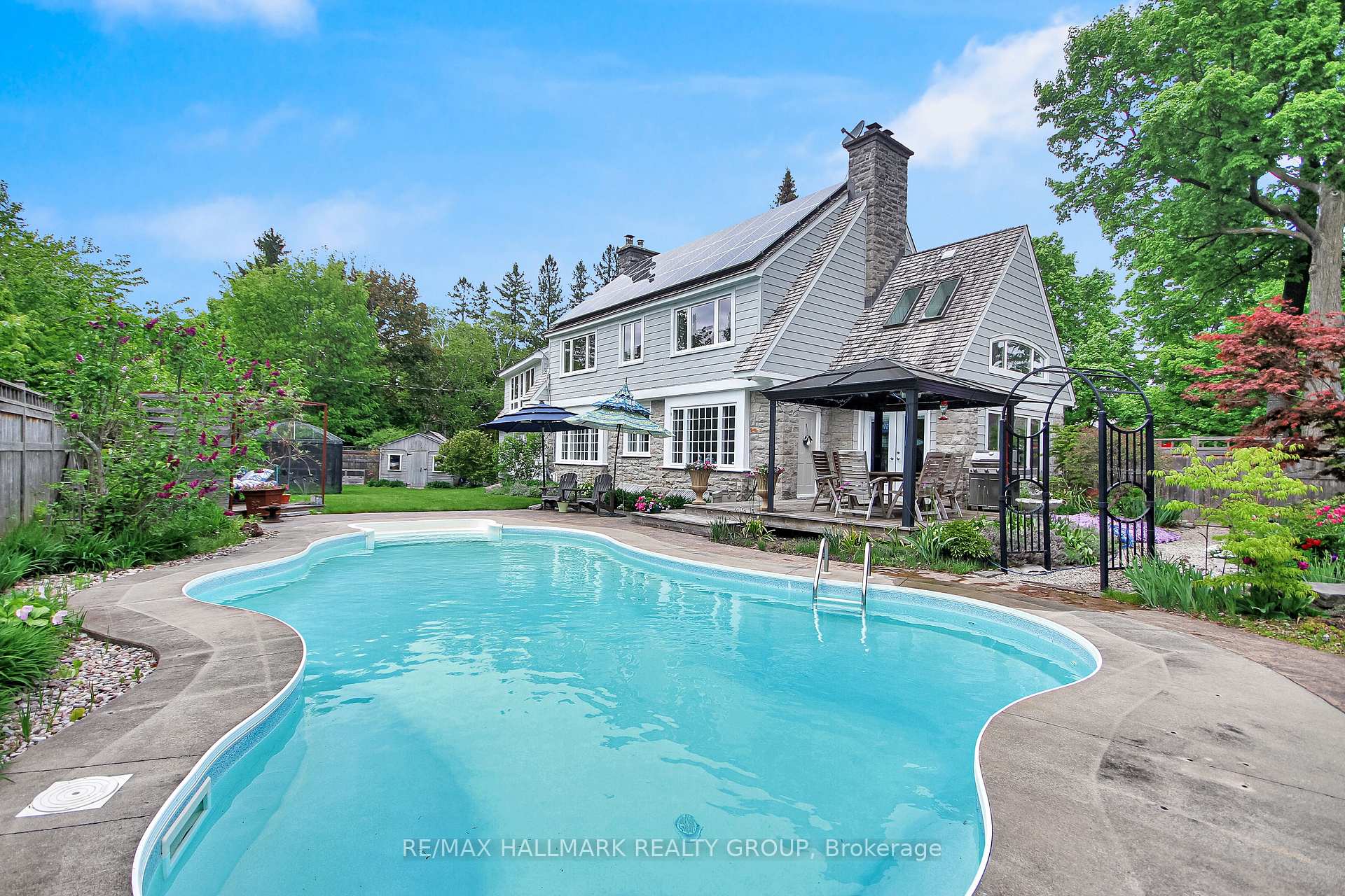 Photo 21 of 550 Piccadilly Avenue, Ottawa, Ottawa West — HOMEH