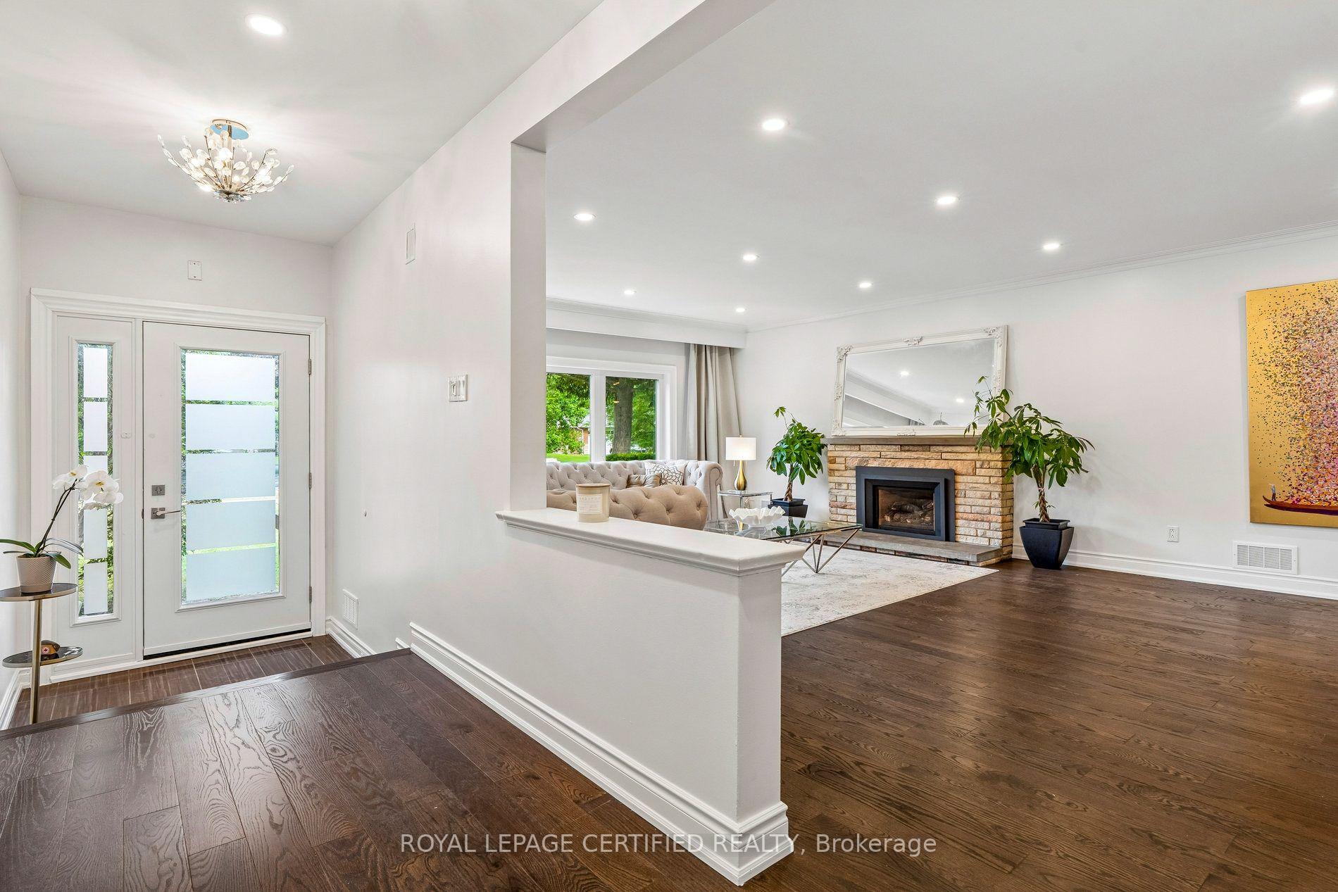 Photo 6 of 462 The Kingsway, Etobicoke, Princess-Rosethorn — HOMEH