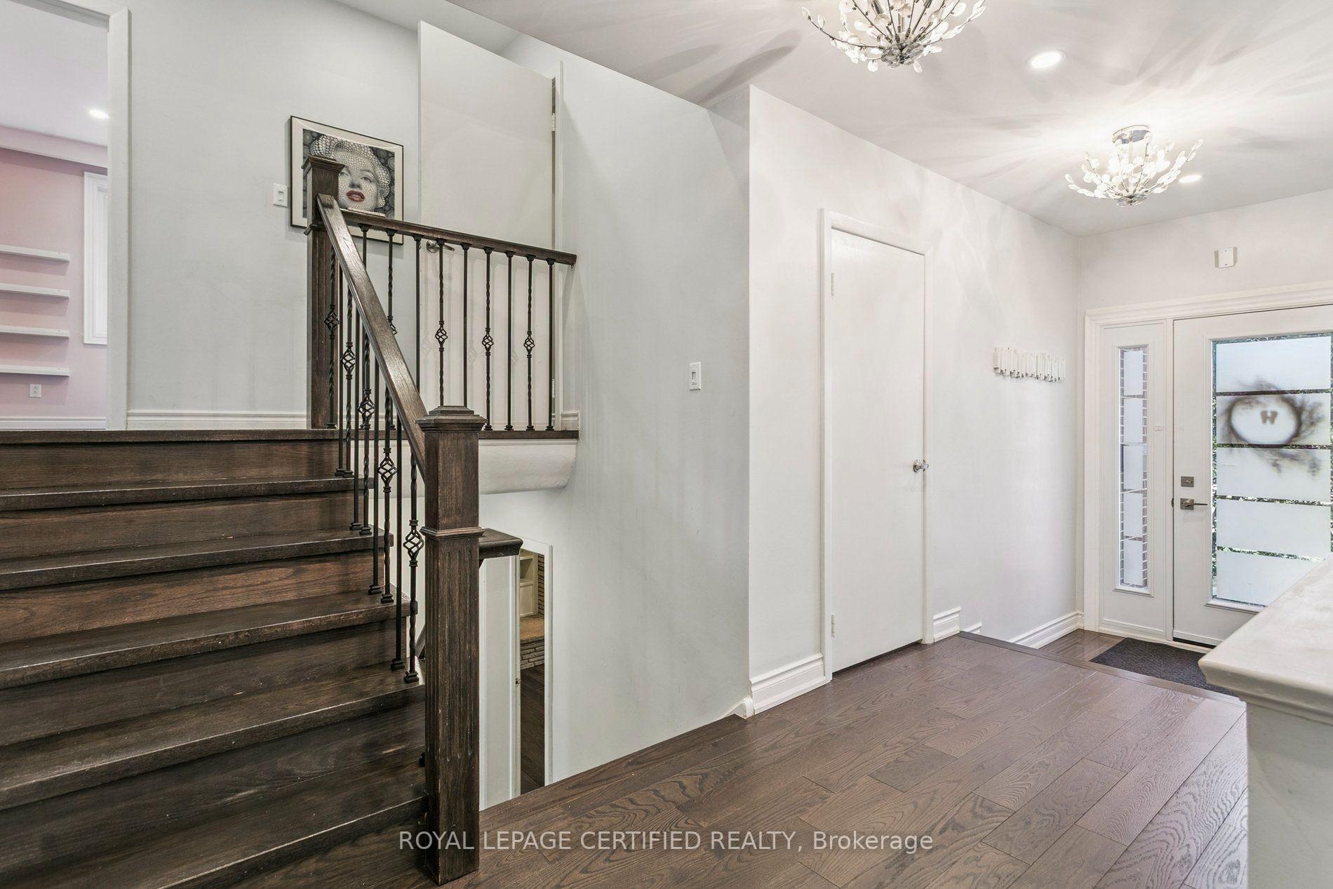 Photo 8 of 462 The Kingsway, Etobicoke, Princess-Rosethorn — HOMEH
