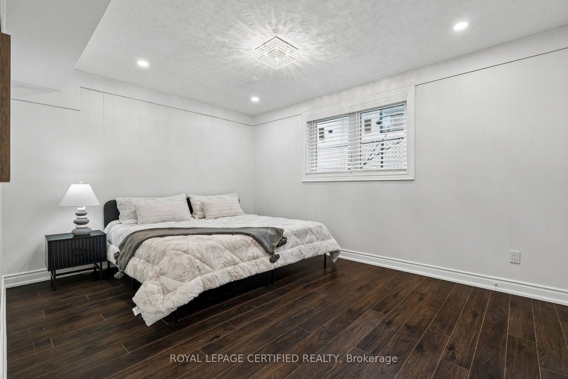 Photo 26 of 462 The Kingsway, Etobicoke, Princess-Rosethorn — HOMEH