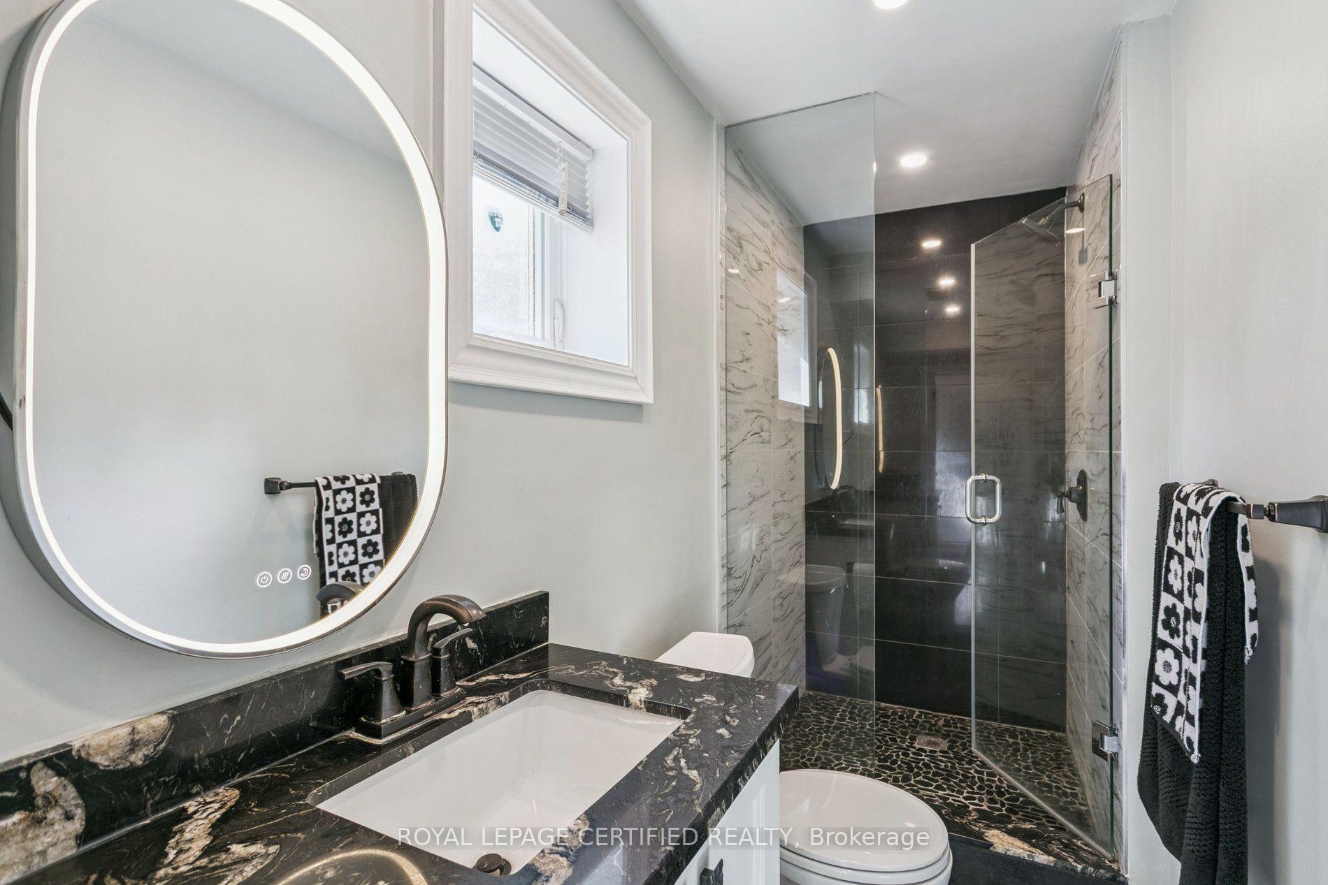 Photo 27 of 462 The Kingsway, Etobicoke, Princess-Rosethorn — HOMEH