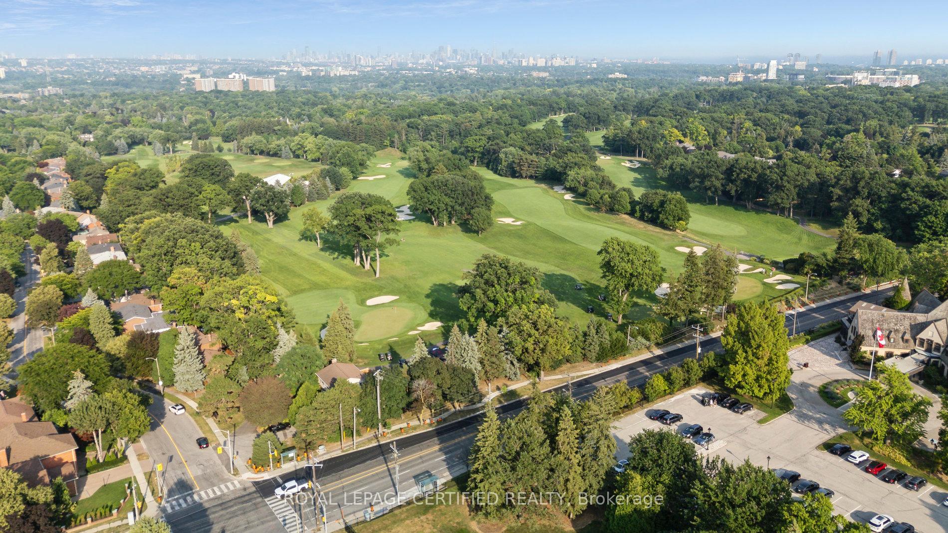 Photo 38 of 462 The Kingsway, Etobicoke, Princess-Rosethorn — HOMEH