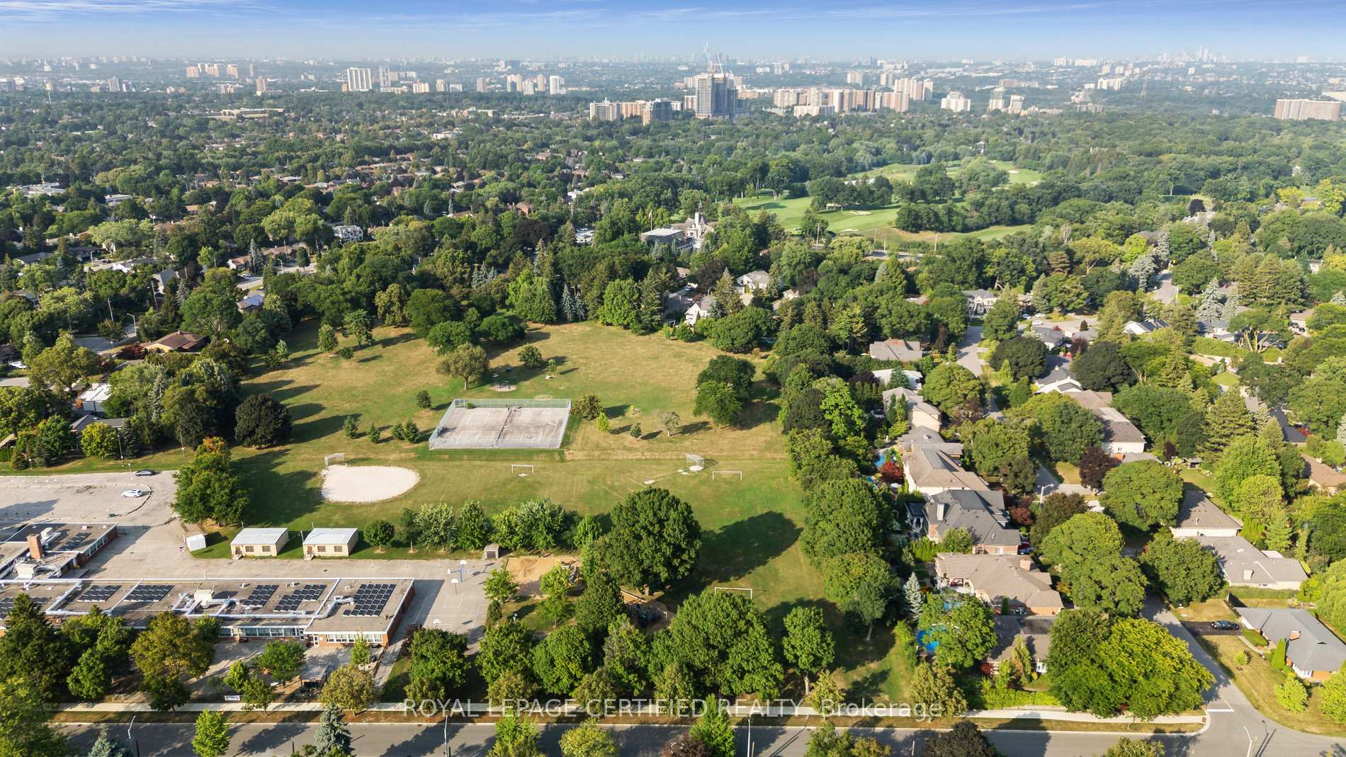Photo 39 of 462 The Kingsway, Etobicoke, Princess-Rosethorn — HOMEH