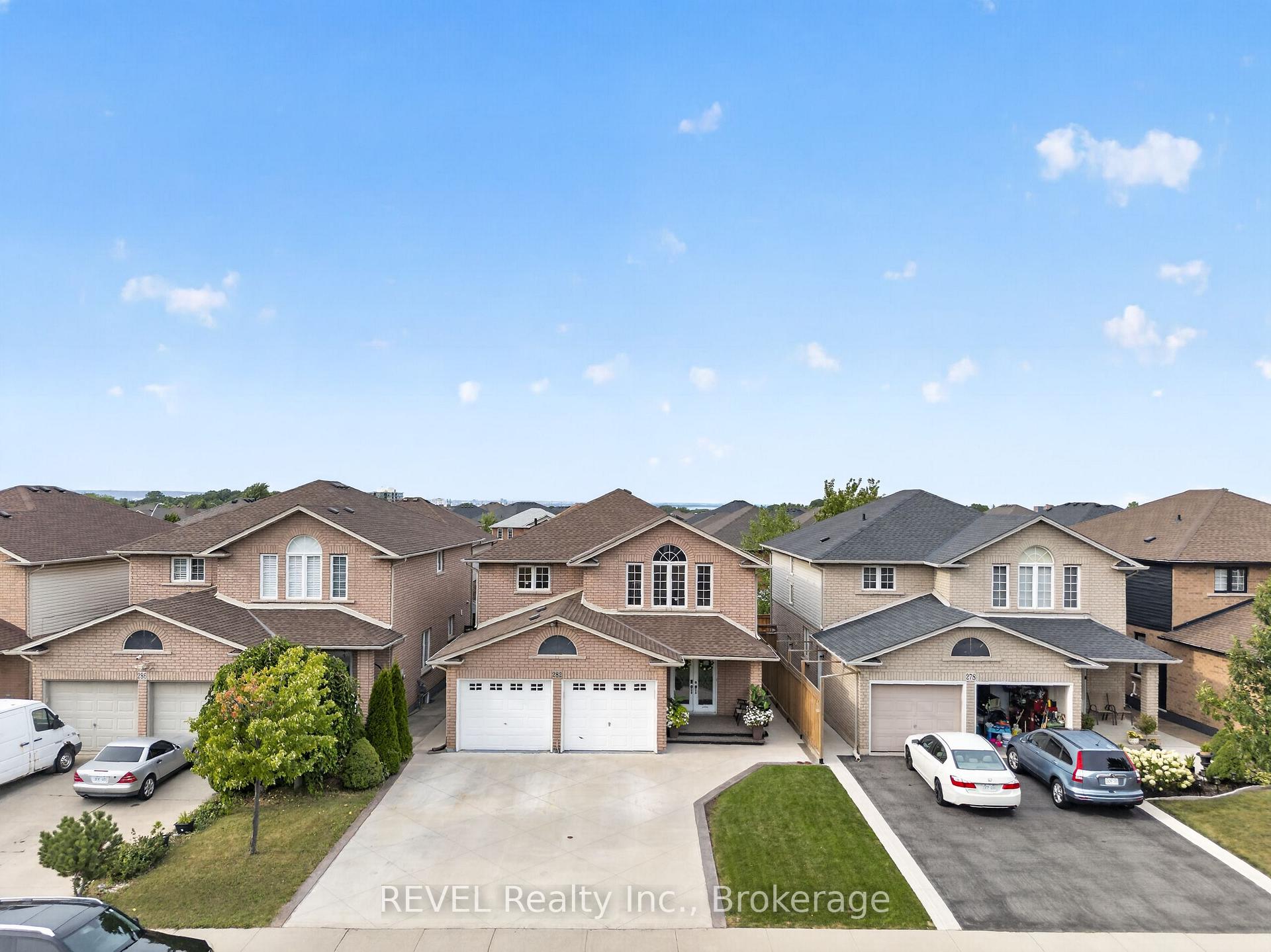 Photo 5 of 282 Webster Road, Hamilton, Gershome — HOMEH