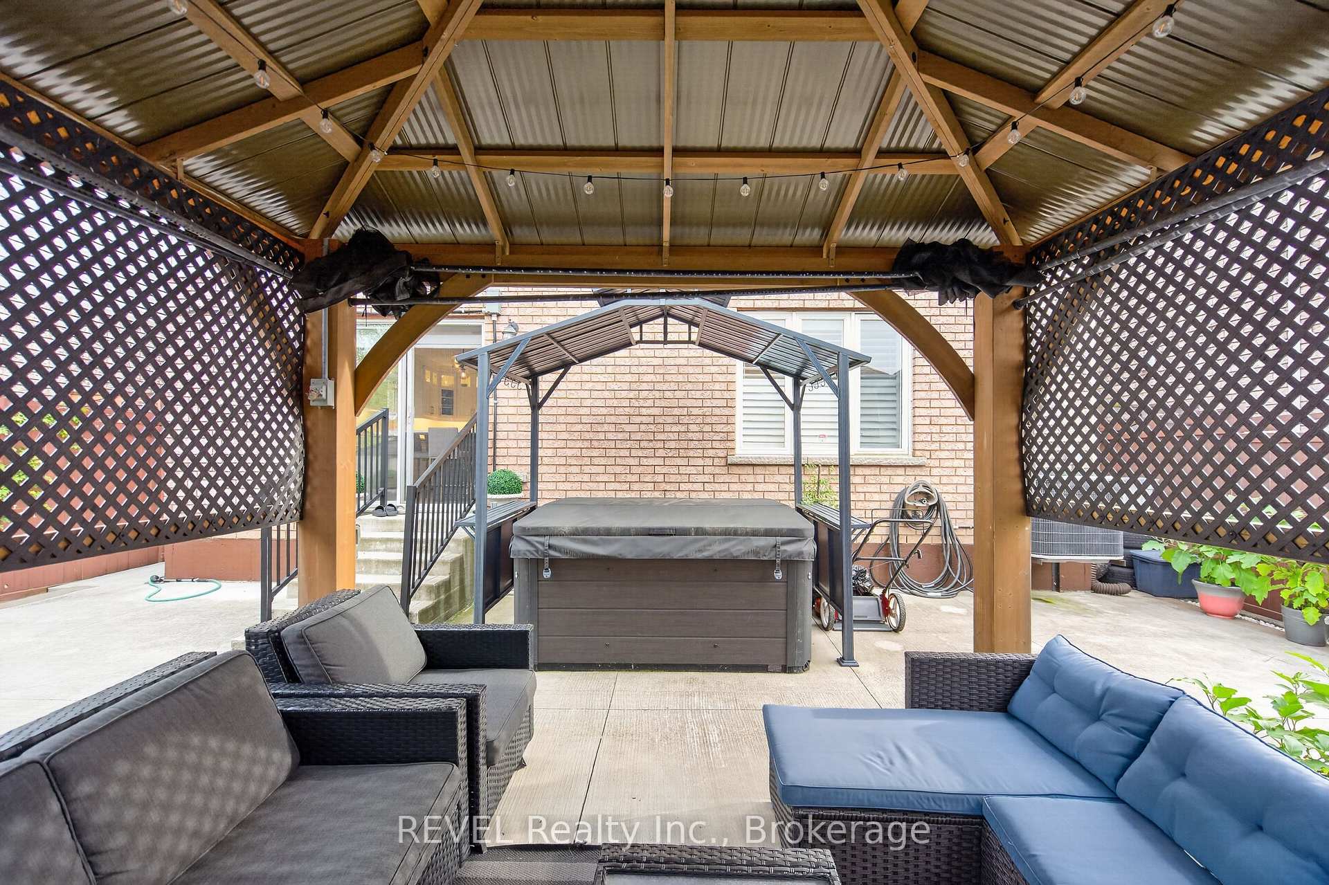 Photo 45 of 282 Webster Road, Hamilton, Gershome — HOMEH