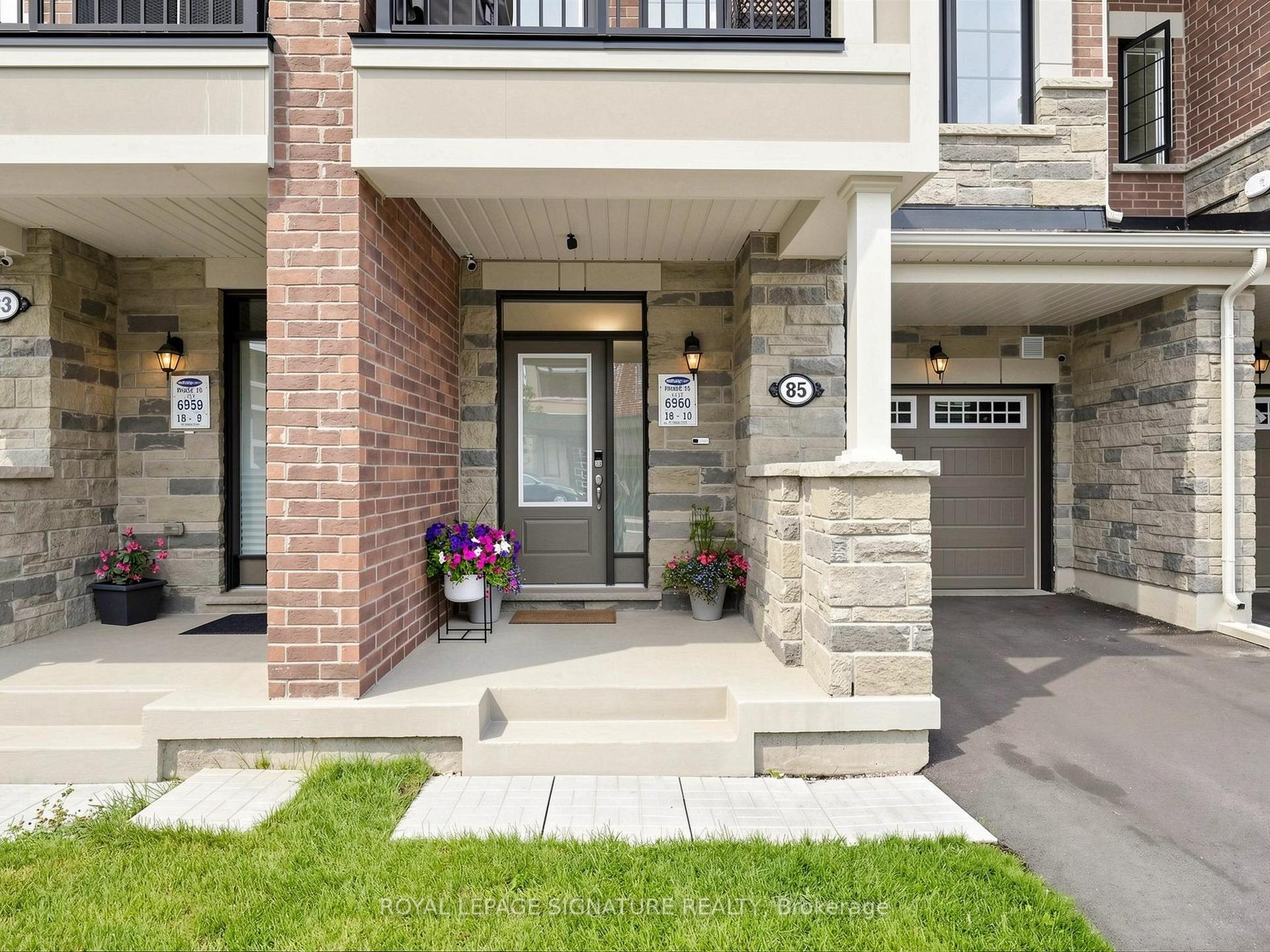 Photo 3 of 85 Kepple Circle, Brampton, Northwest Brampton — HOMEH