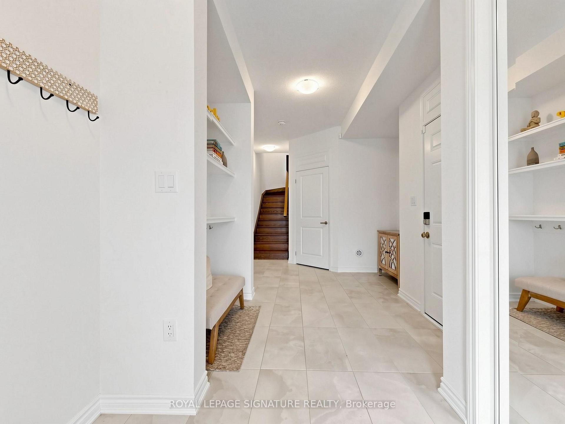 Photo 5 of 85 Kepple Circle, Brampton, Northwest Brampton — HOMEH