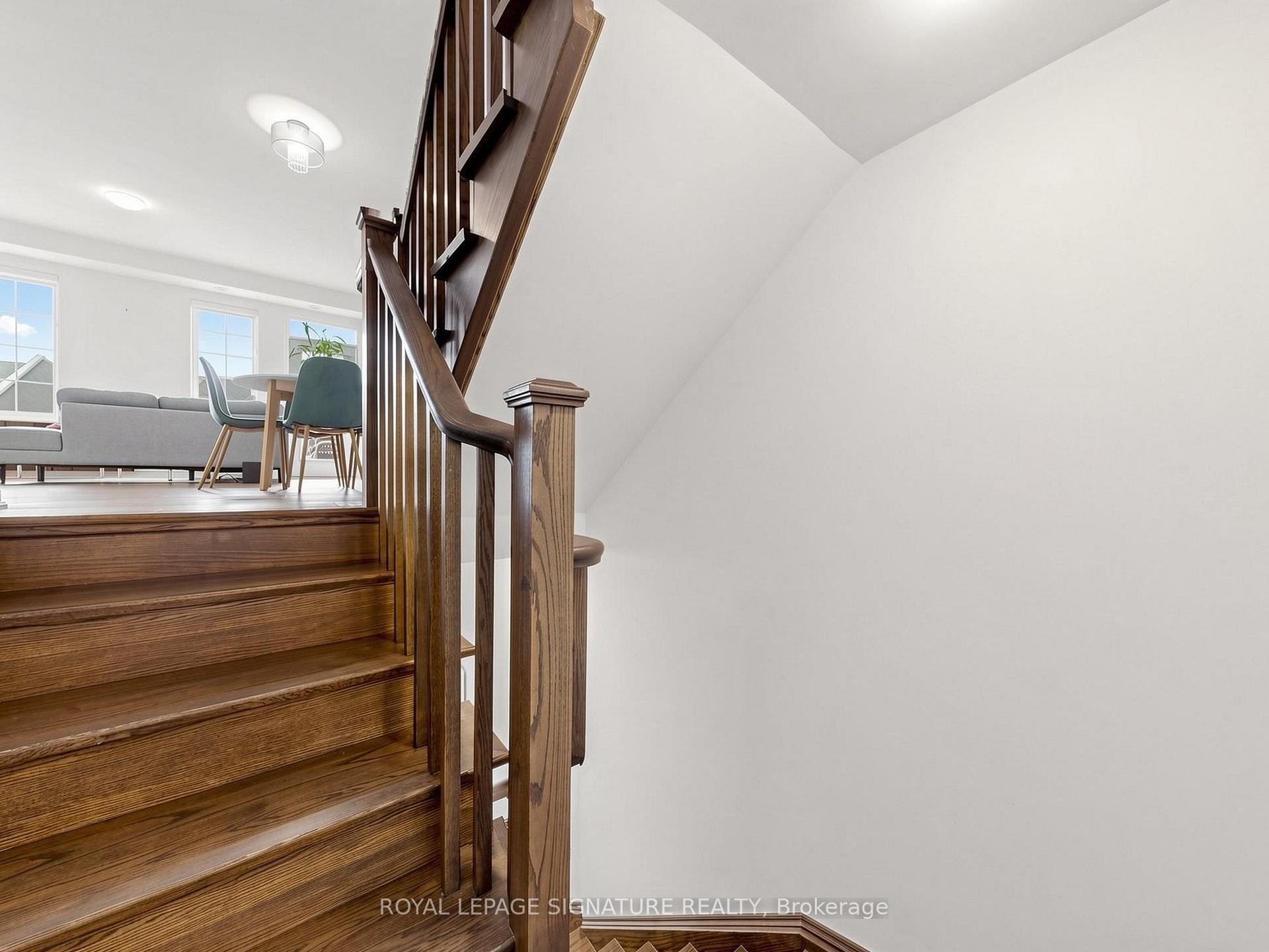 Photo 7 of 85 Kepple Circle, Brampton, Northwest Brampton — HOMEH