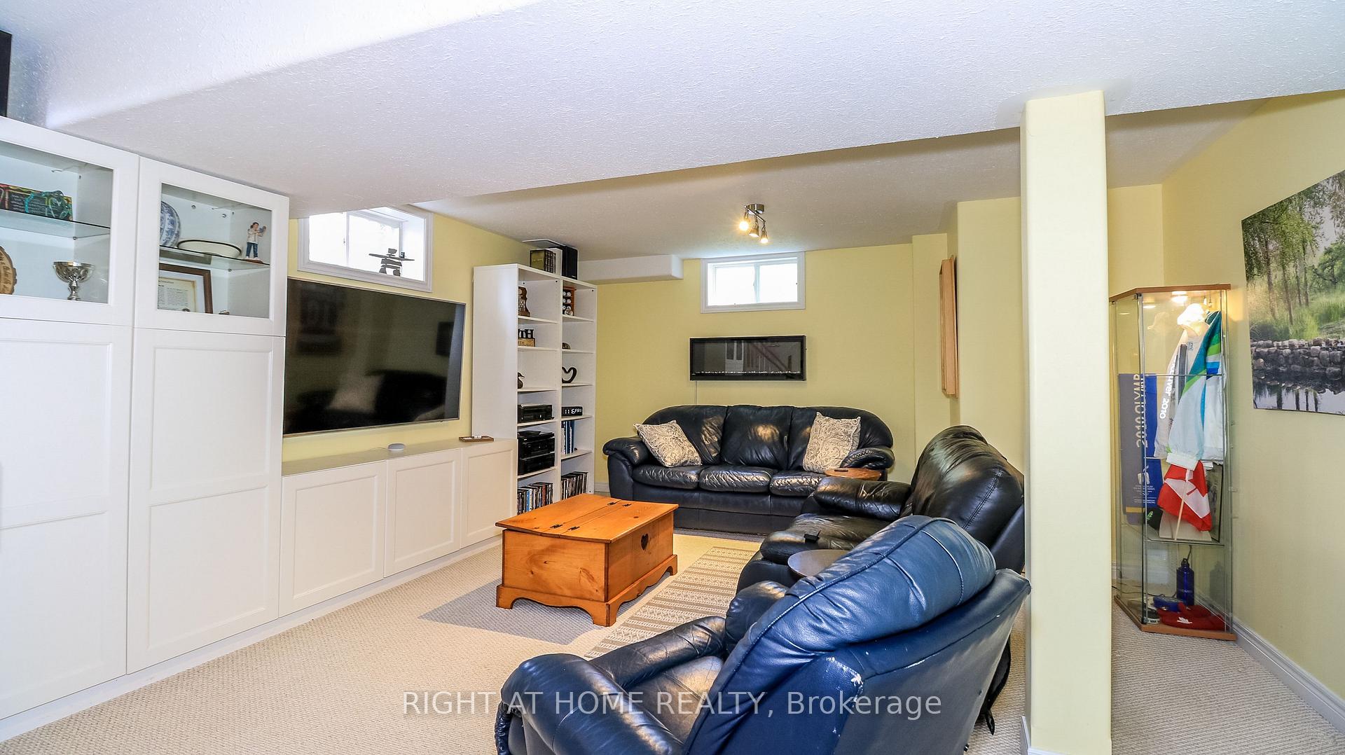Photo 22 of 26 Stapleton Place, Barrie, Ardagh — HOMEH