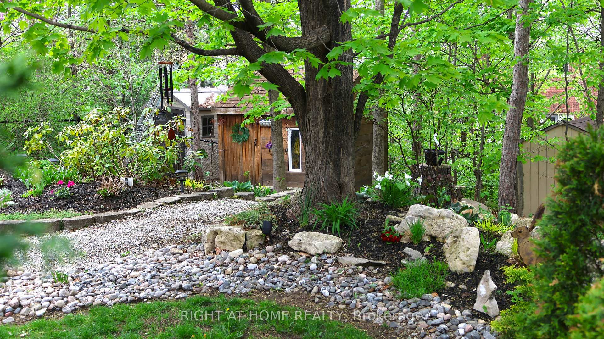 Photo 25 of 26 Stapleton Place, Barrie, Ardagh — HOMEH