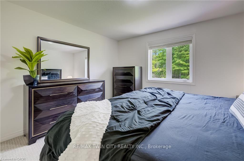 Photo 21 of 58 Marshall Drive, Guelph, Grange Road — HOMEH