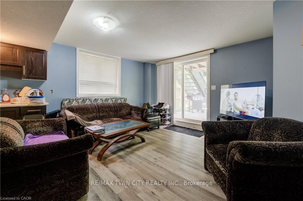 Photo 40 of 58 Marshall Drive, Guelph, Grange Road — HOMEH