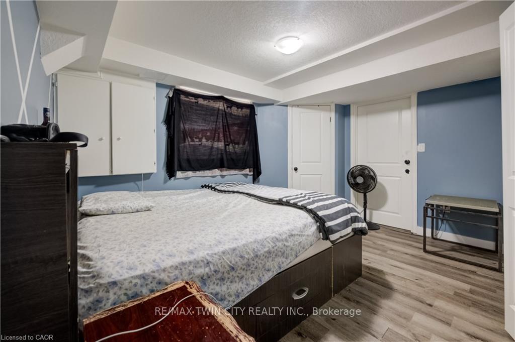 Photo 44 of 58 Marshall Drive, Guelph, Grange Road — HOMEH