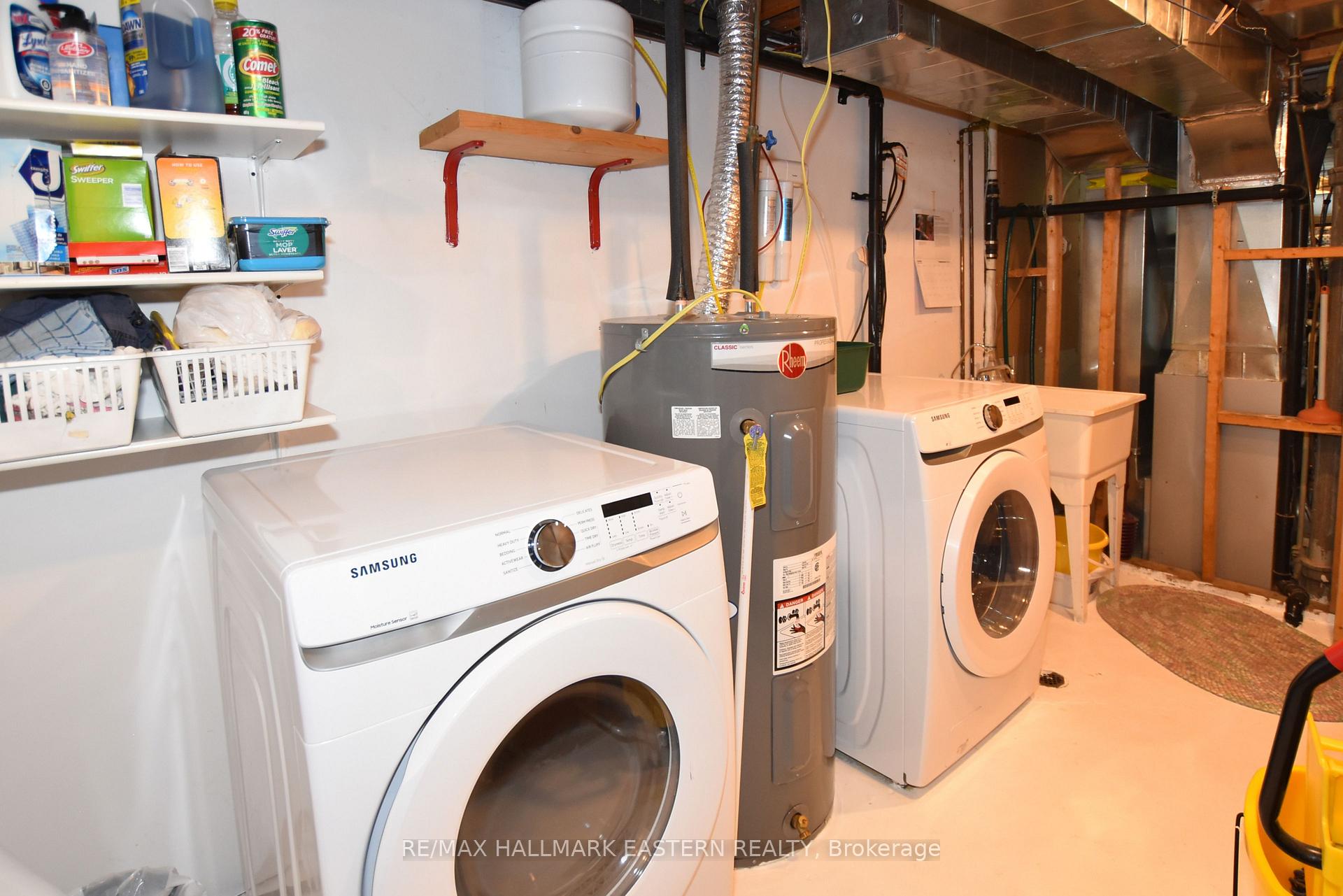Photo 19 of 819 Rishor Crescent, Peterborough, Northcrest Ward 5 — HOMEH