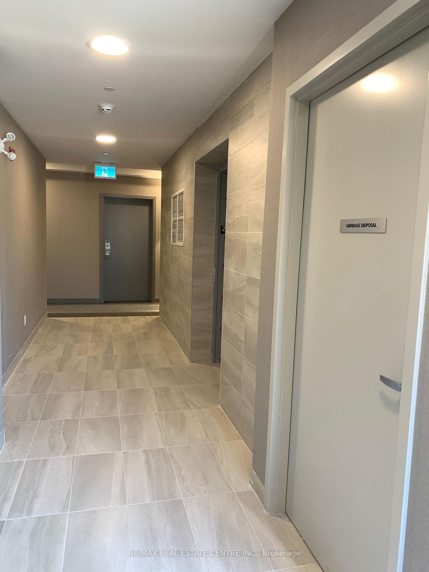 Photo 6 of Unit 209, 58 Sky Harbour Drive, Brampton, Bram West — HOMEH