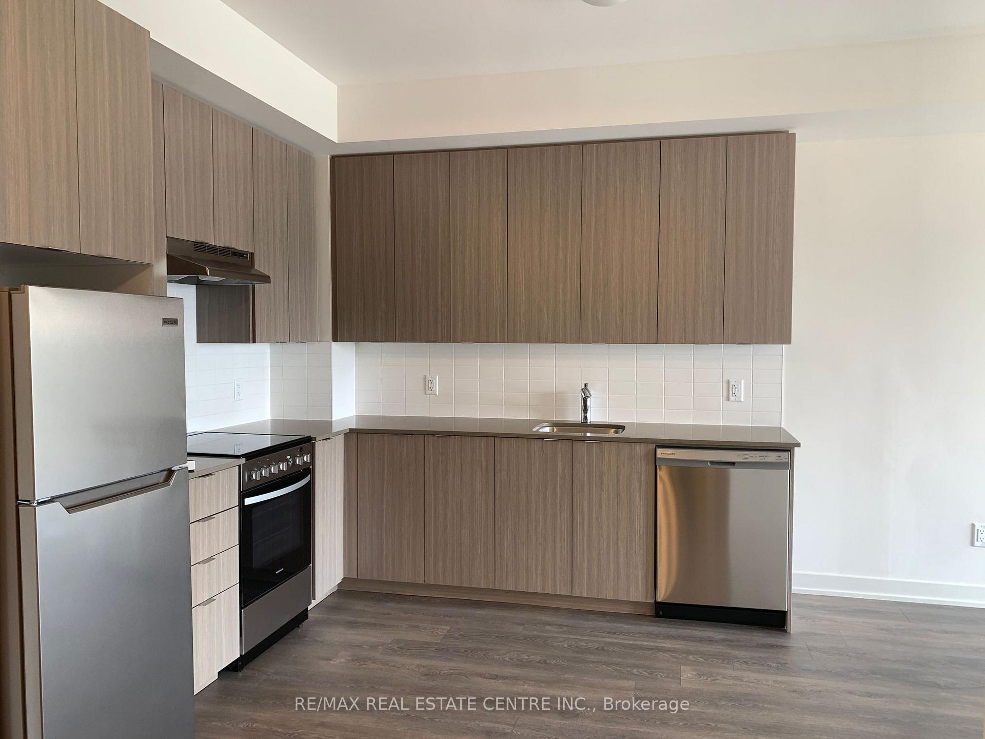 Photo 15 of Unit 209, 58 Sky Harbour Drive, Brampton, Bram West — HOMEH