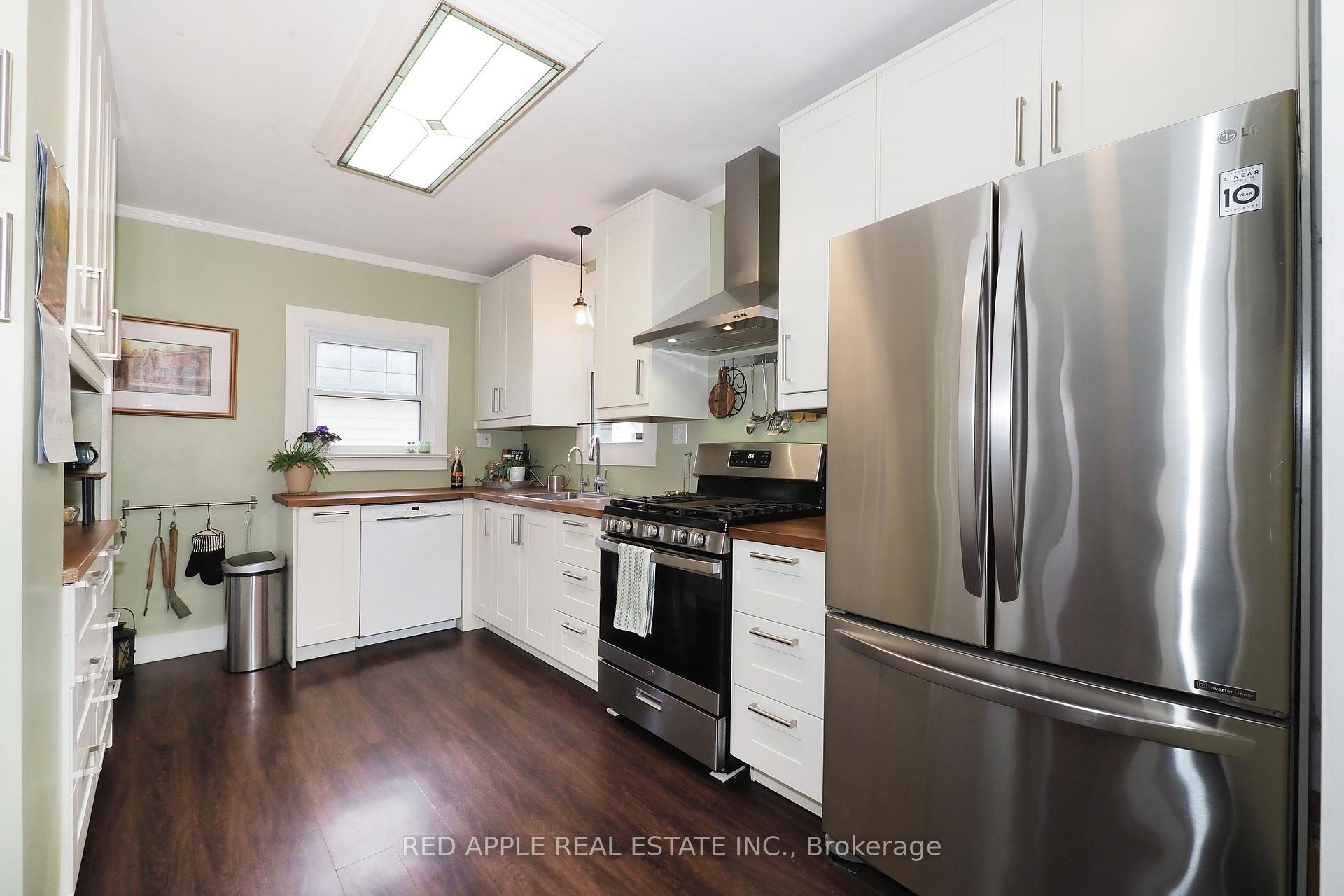 Photo 13 of 65 Elgin Street S, Cambridge, Alison — HOMEH