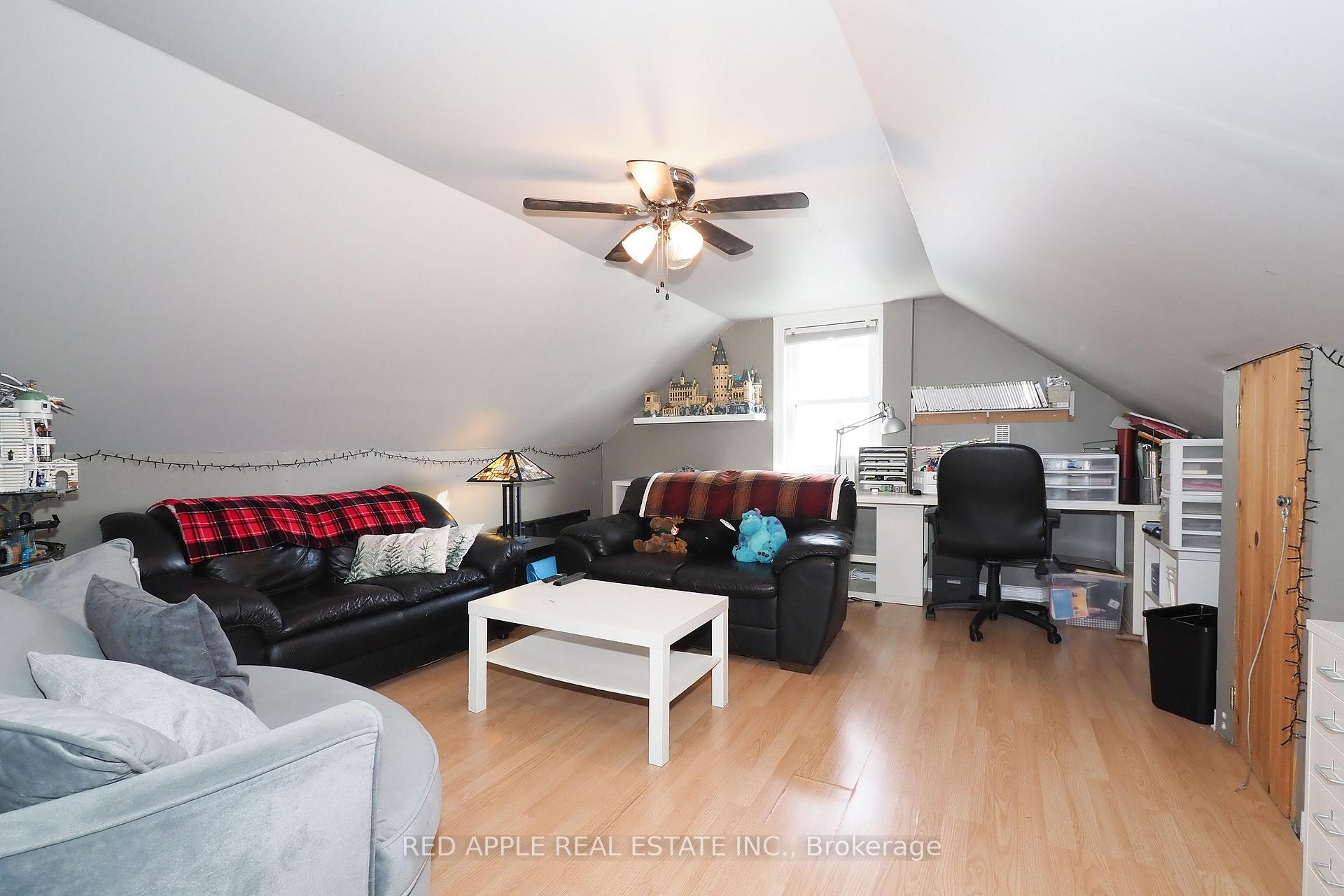 Photo 23 of 65 Elgin Street S, Cambridge, Alison — HOMEH