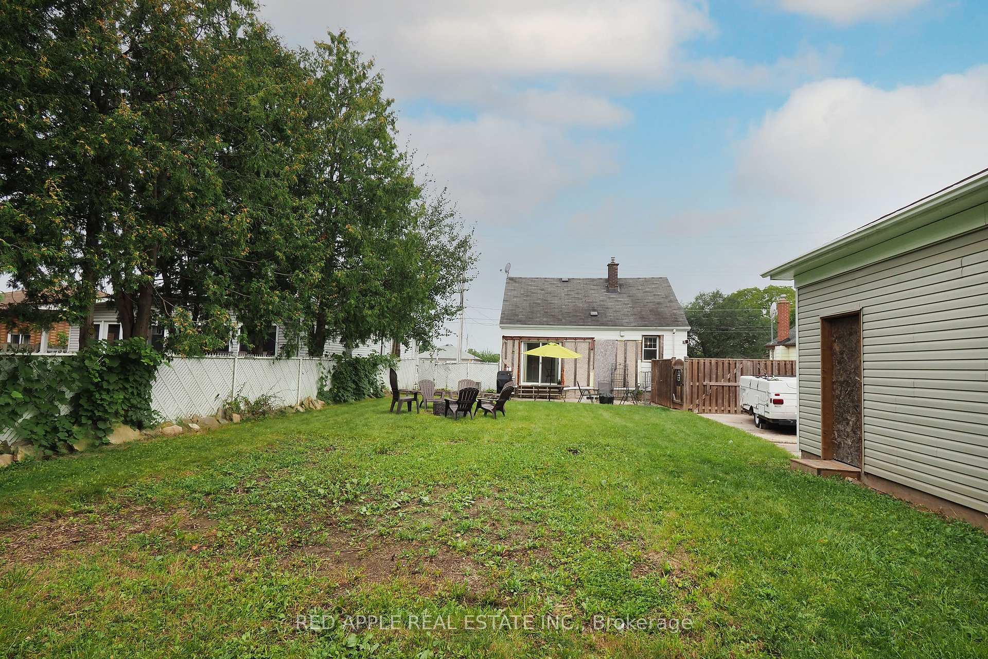 Photo 39 of 65 Elgin Street S, Cambridge, Alison — HOMEH