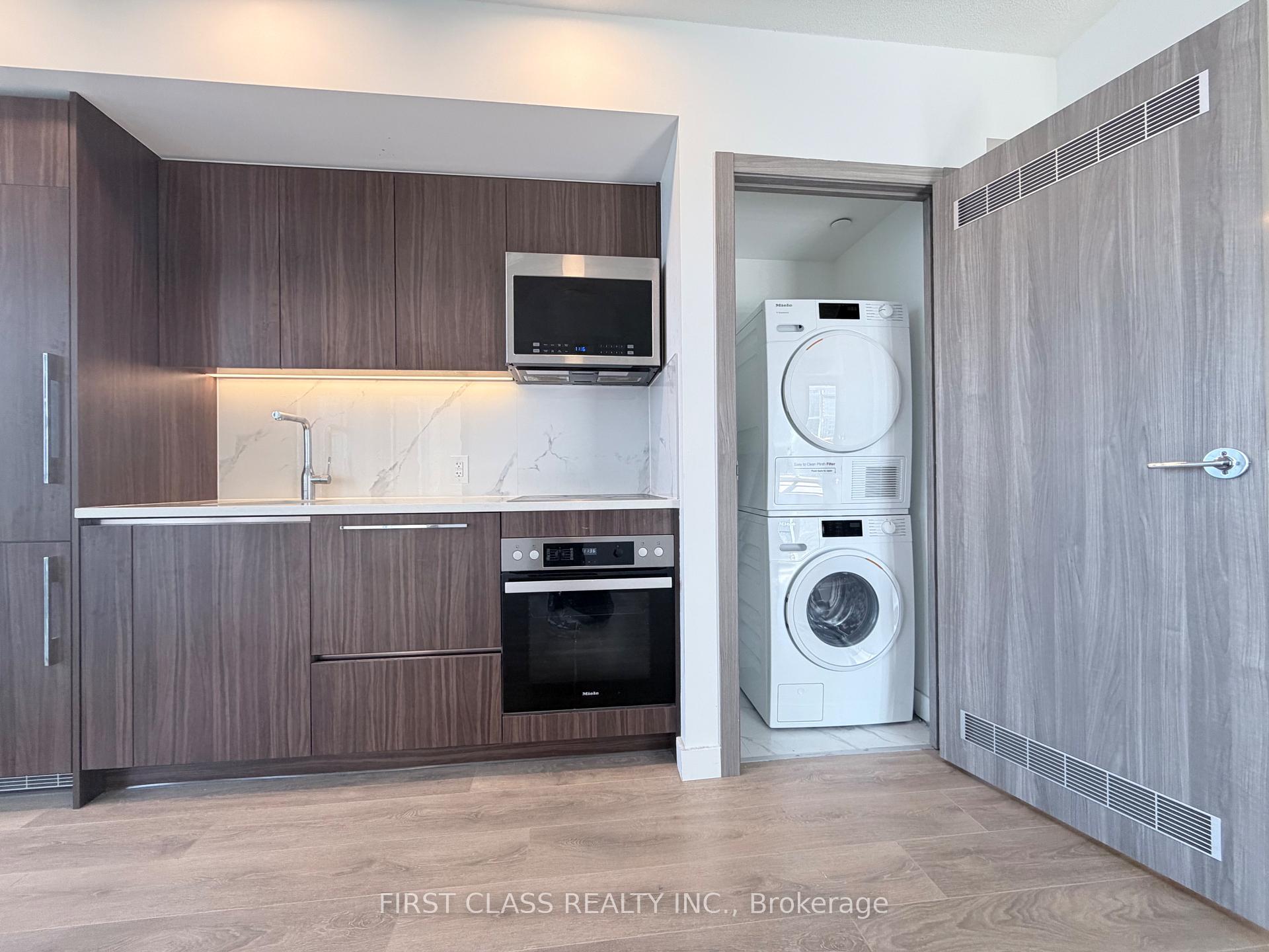 Photo 4 of Unit 3907, 38 Widmer Street, Toronto, Waterfront Communities — HOMEH