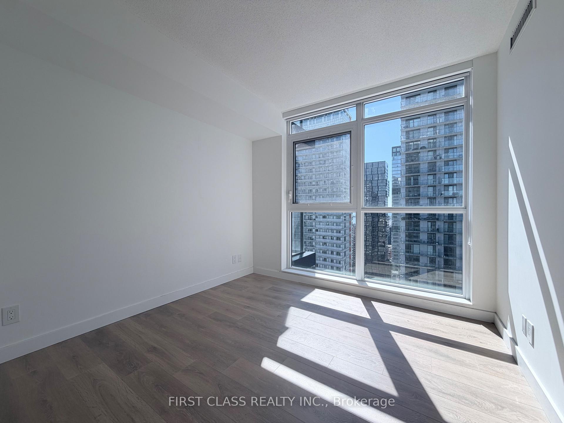 Photo 5 of Unit 3907, 38 Widmer Street, Toronto, Waterfront Communities — HOMEH